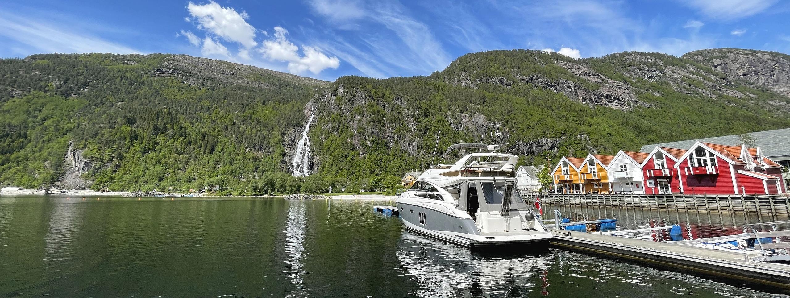 Privat båttur til Modalen