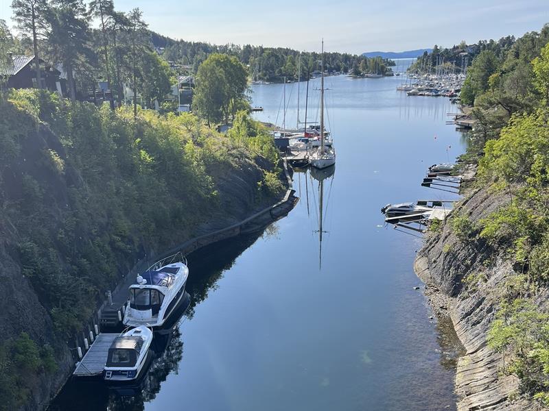 Narrow bay with boats harboured