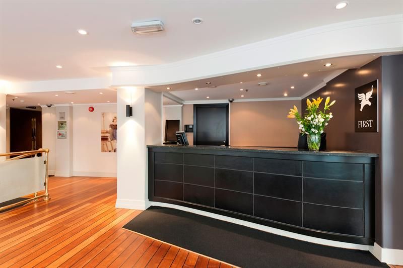 Reception area 