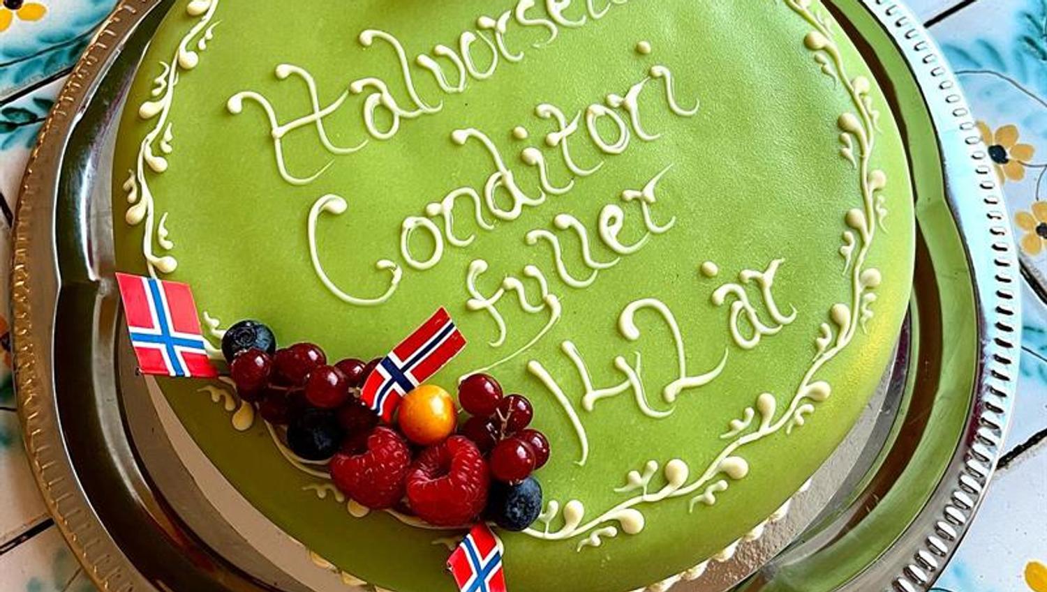 Detail of a green cake