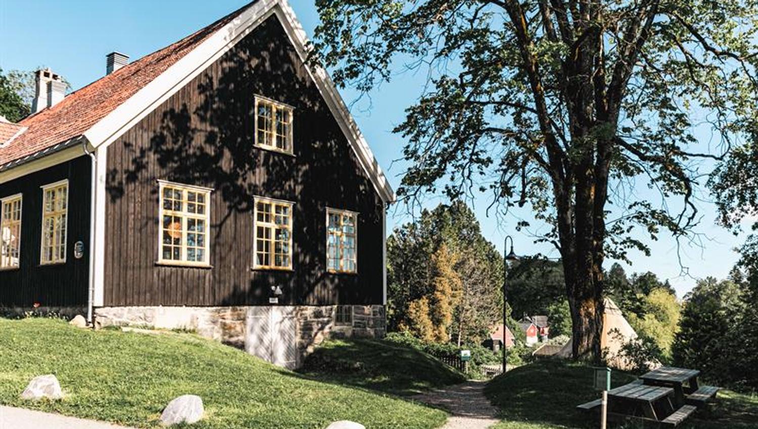 Main building NaKuHel