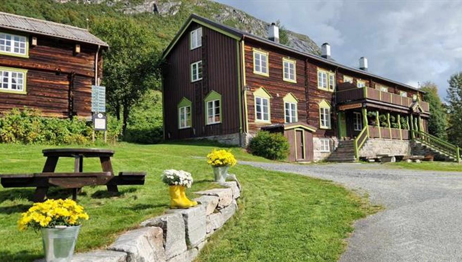 Bårdsgården - tunet