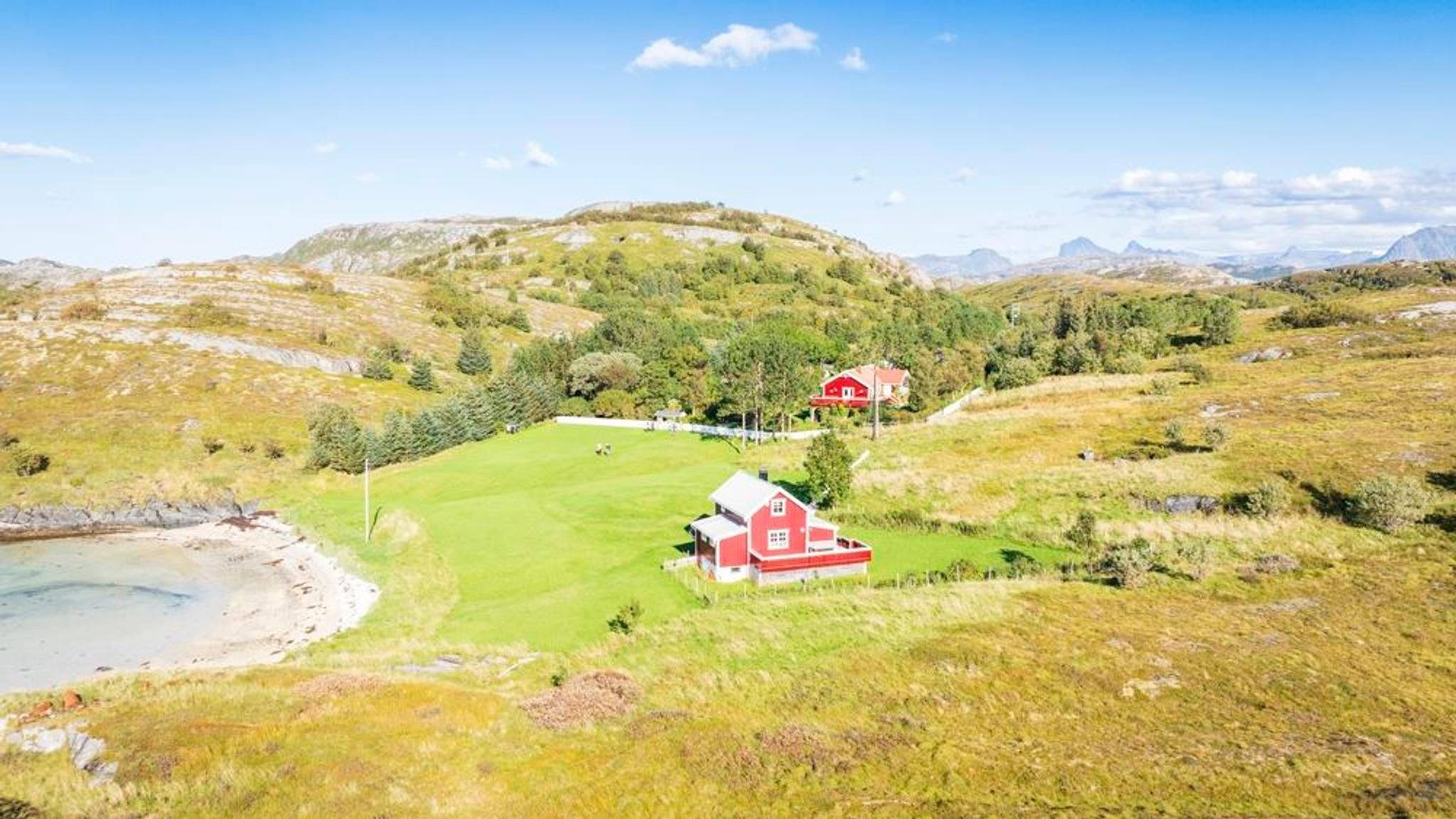Hansinestua and Hagland – accommodation in historic houses on Gjerøy
