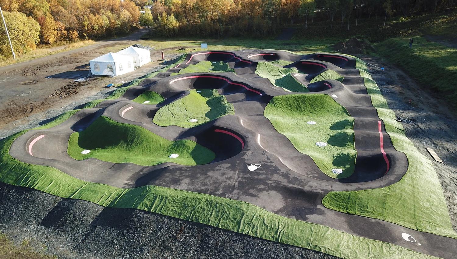 velosolutions_asphalt_pumptrack_harstadtnorwegen_12_48868893963_o
