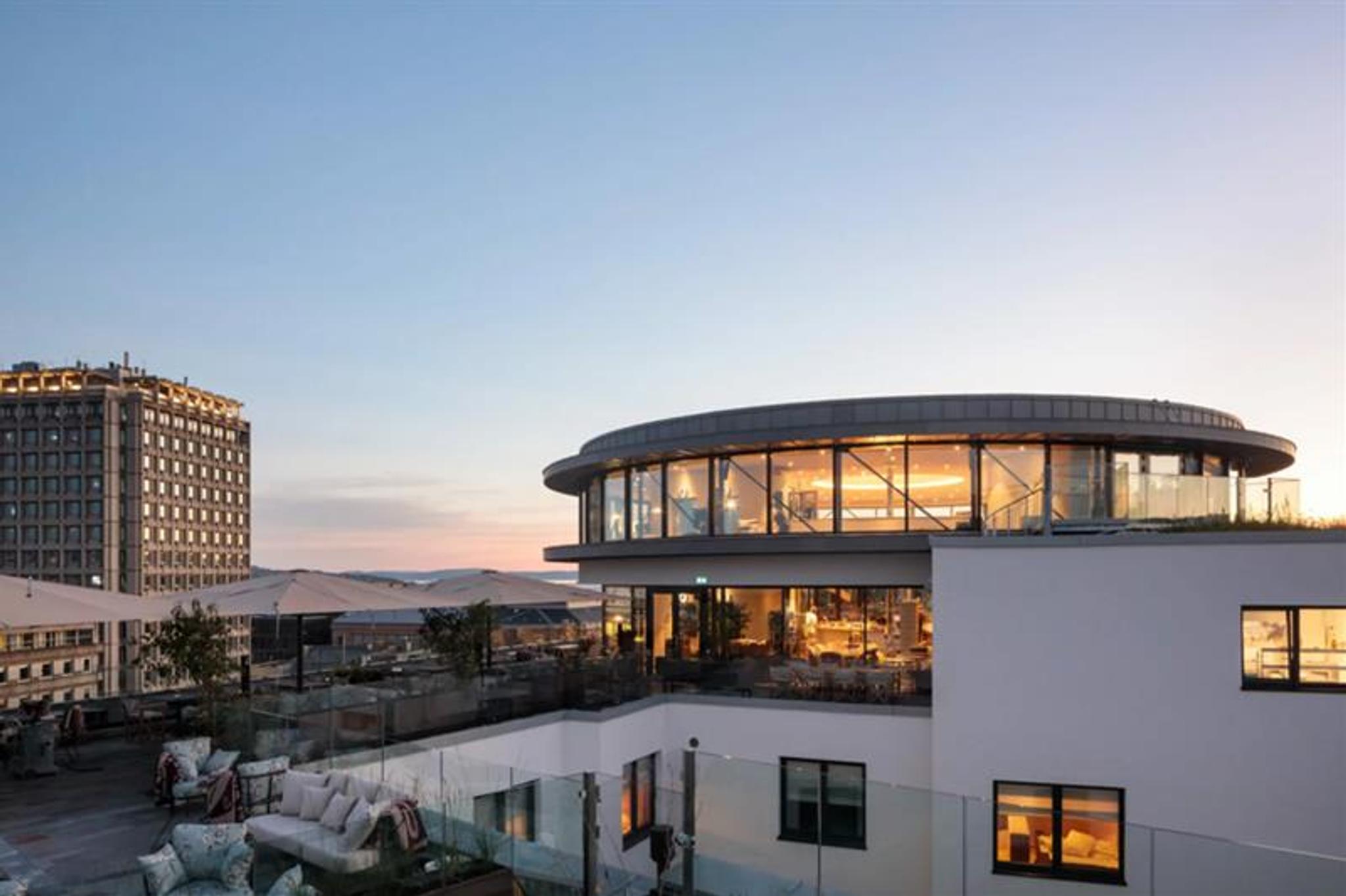 Roof terrace.