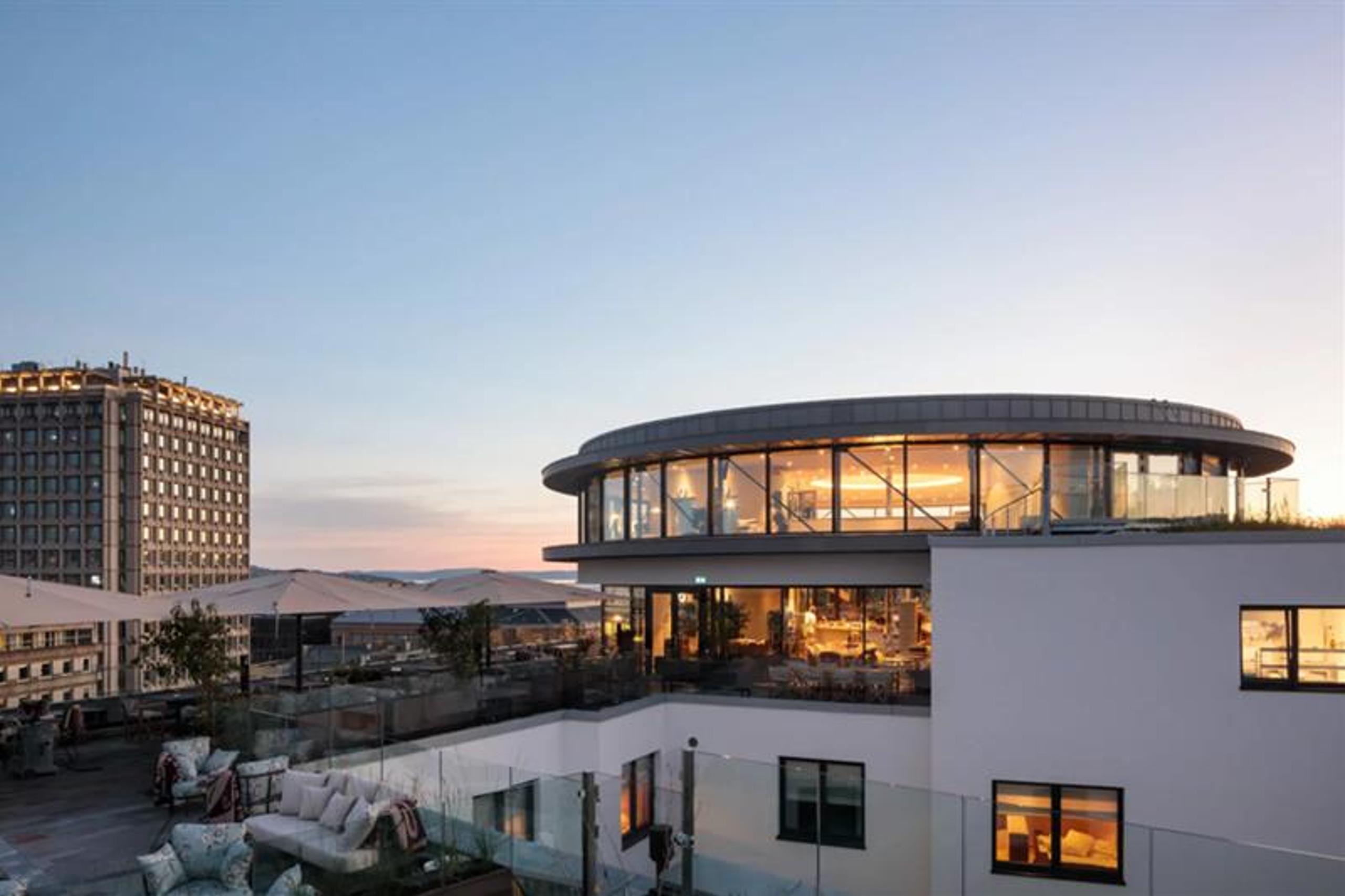 Roof terrace.
