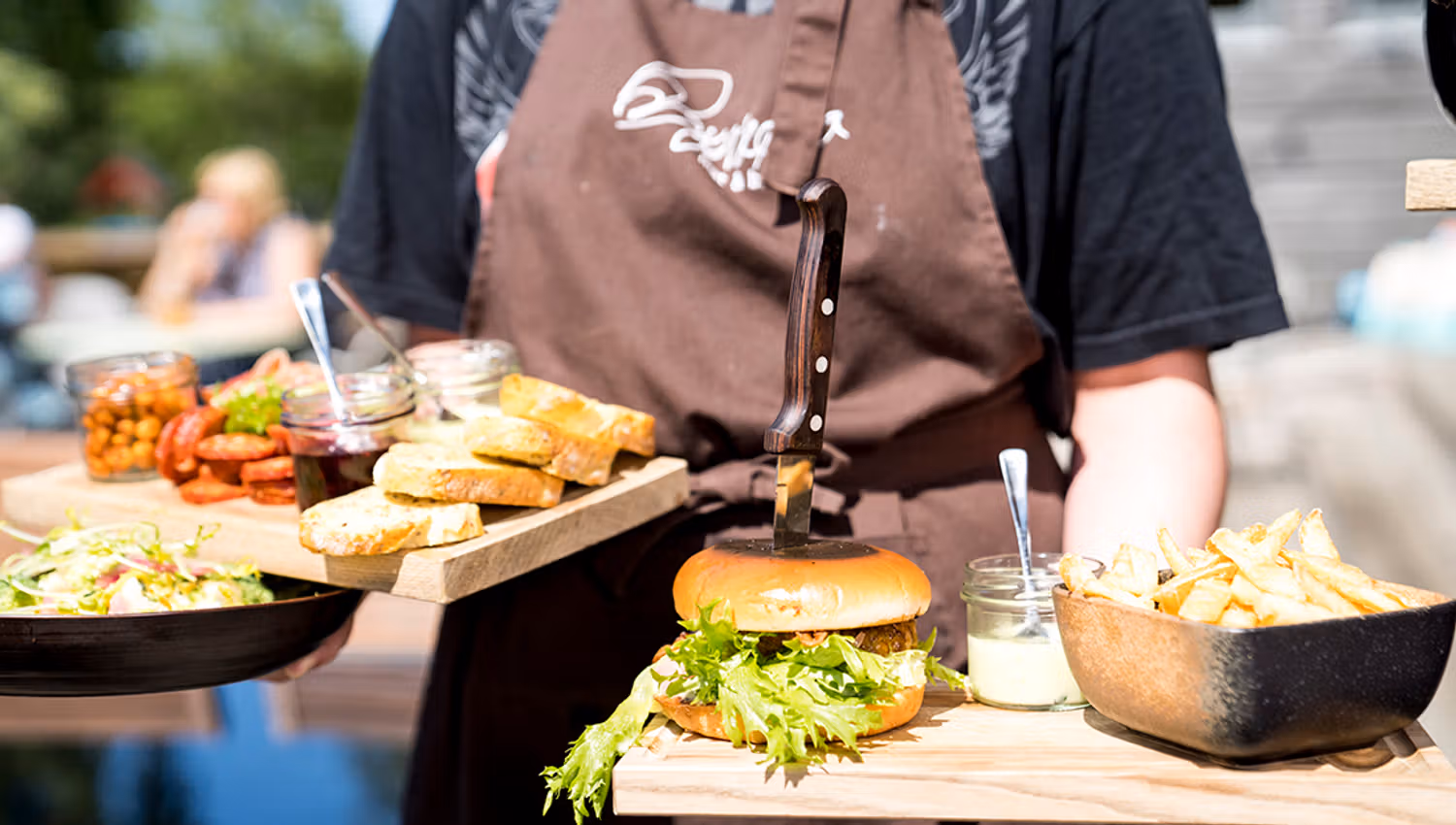 Fat med mat på Bjørkøya Mat & Bar