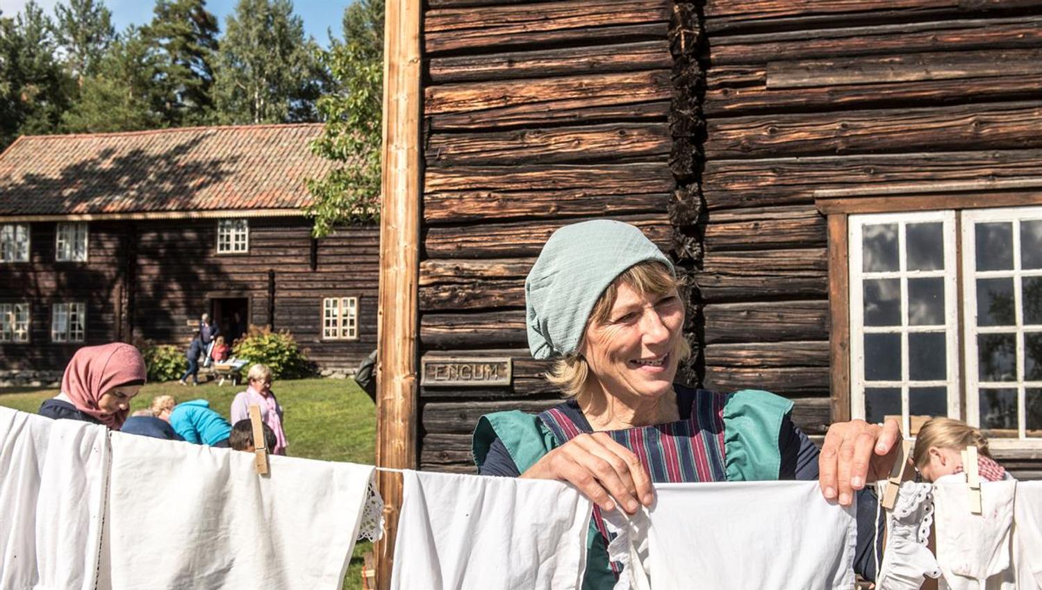 Eiktunet tradisjonell klesvask