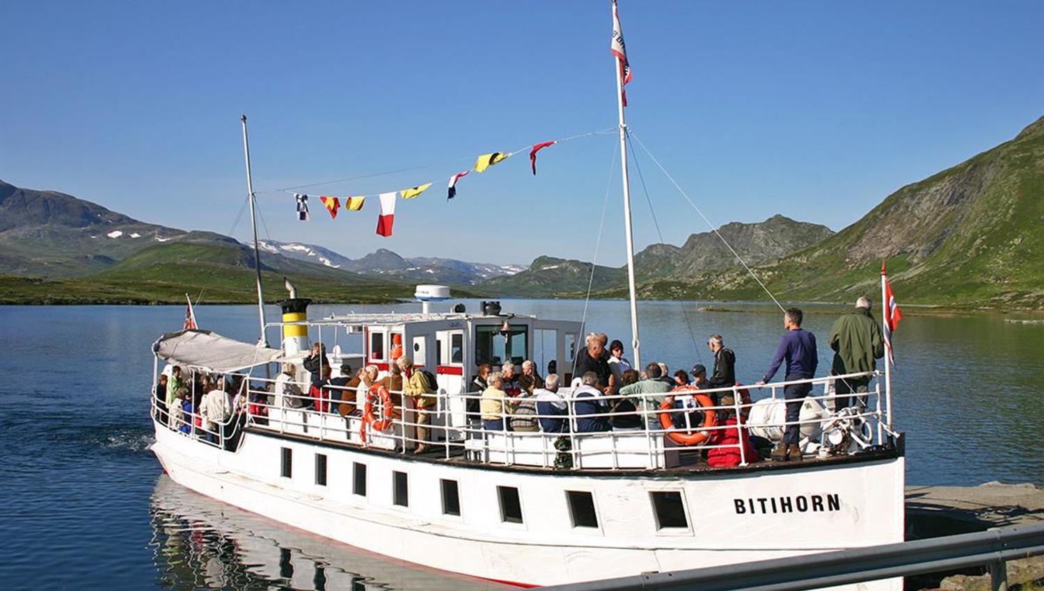 M/B Bitihorn on the boat ramp at Bygdin