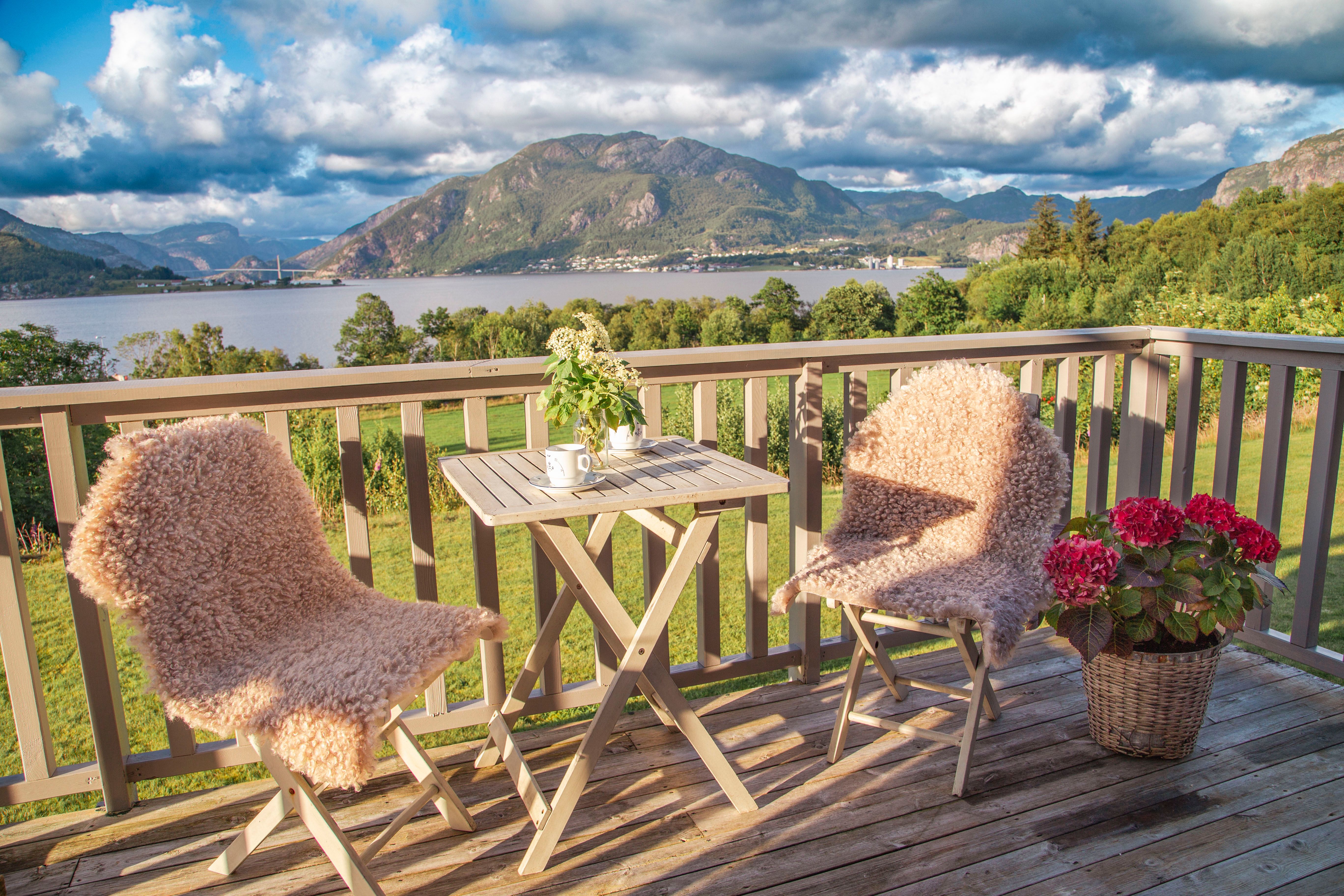 Sleep near the Lysefjord