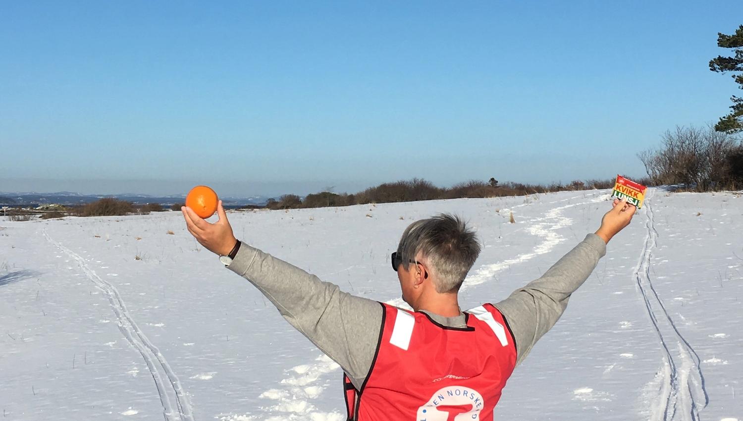 Ruth, snø, kvikklunsj og appelsin