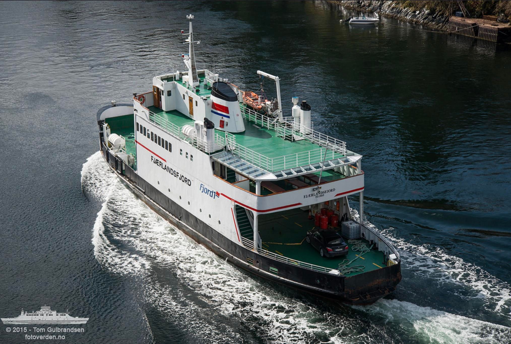 Lustrabaatane fjordcruise nærøyfjorden