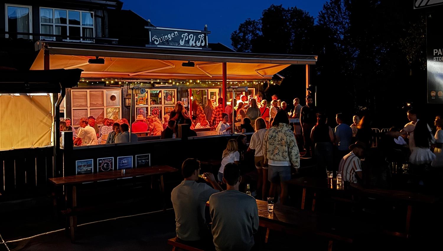 Utestemning på kveld i en pub