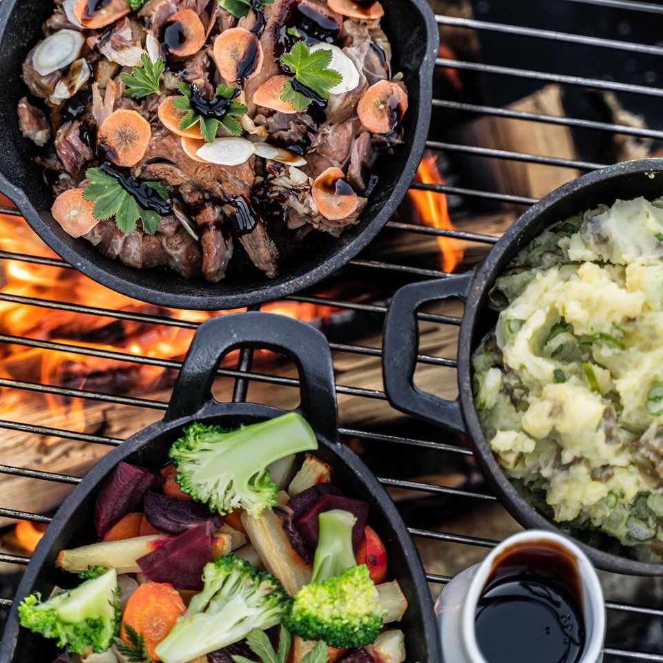 Grilled dishes served at the hotel restaurant with seasonal local ingredients.