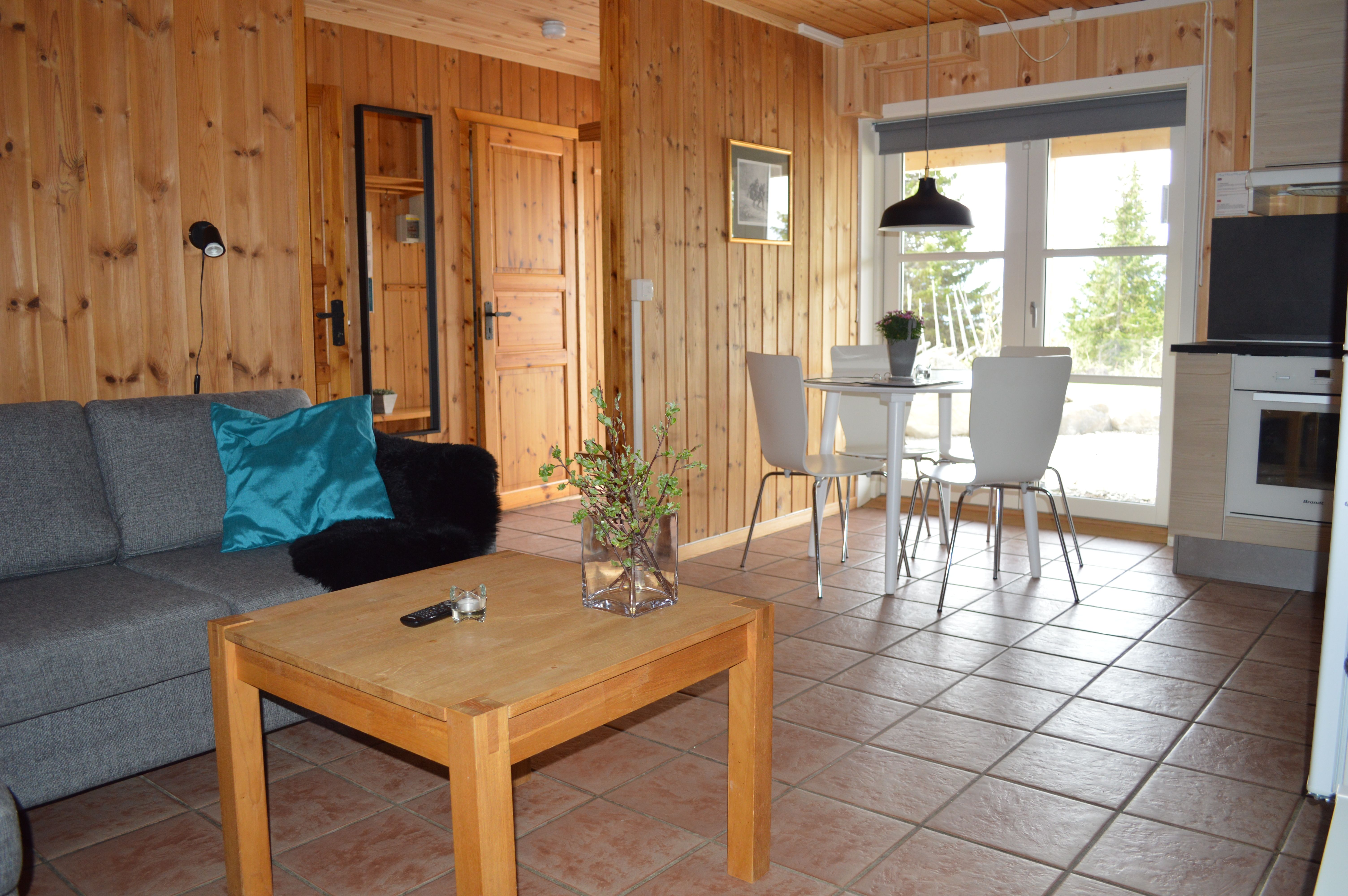 Dining- and living room