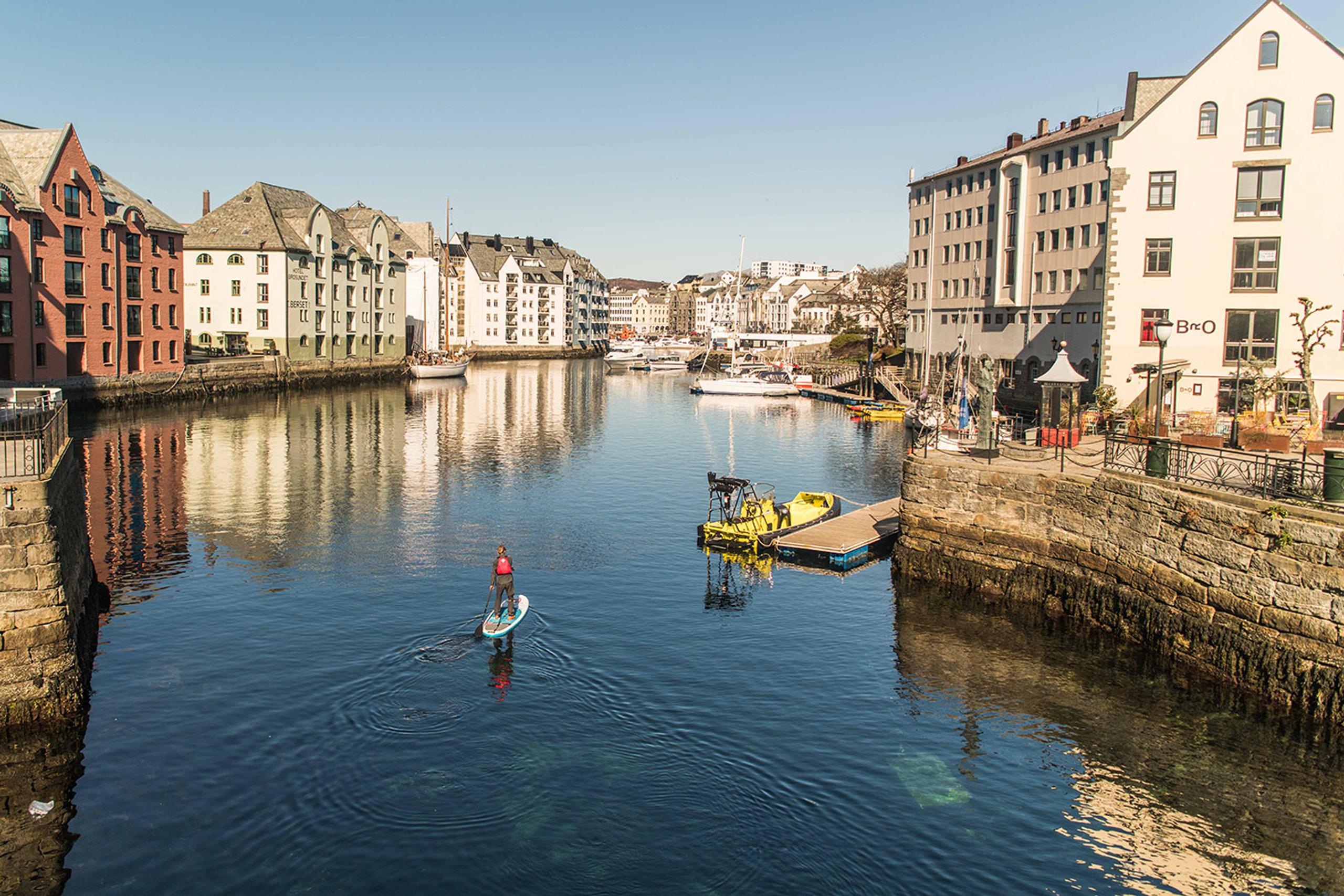 Stand Up Paddle (SUP) - Ålesund