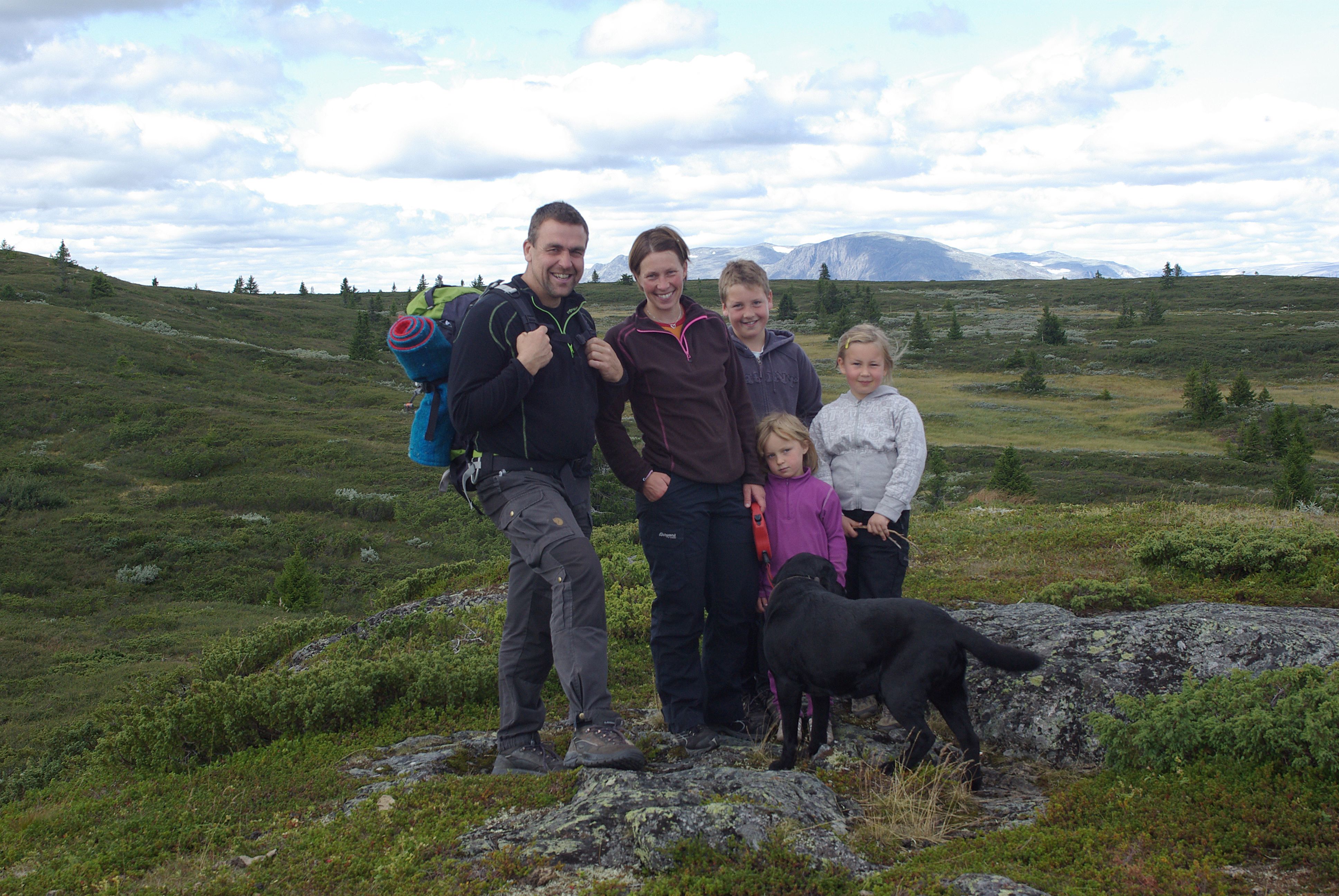 Familie på Gullknapp, Golsfjellet