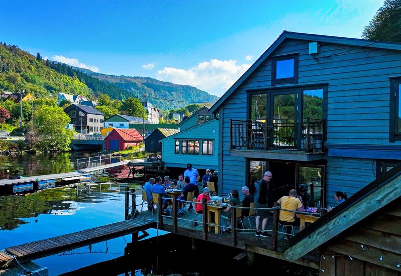 Fjærå Seahouse