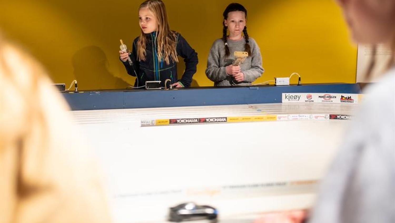 Several children in the exhibition "Models and miniatures"