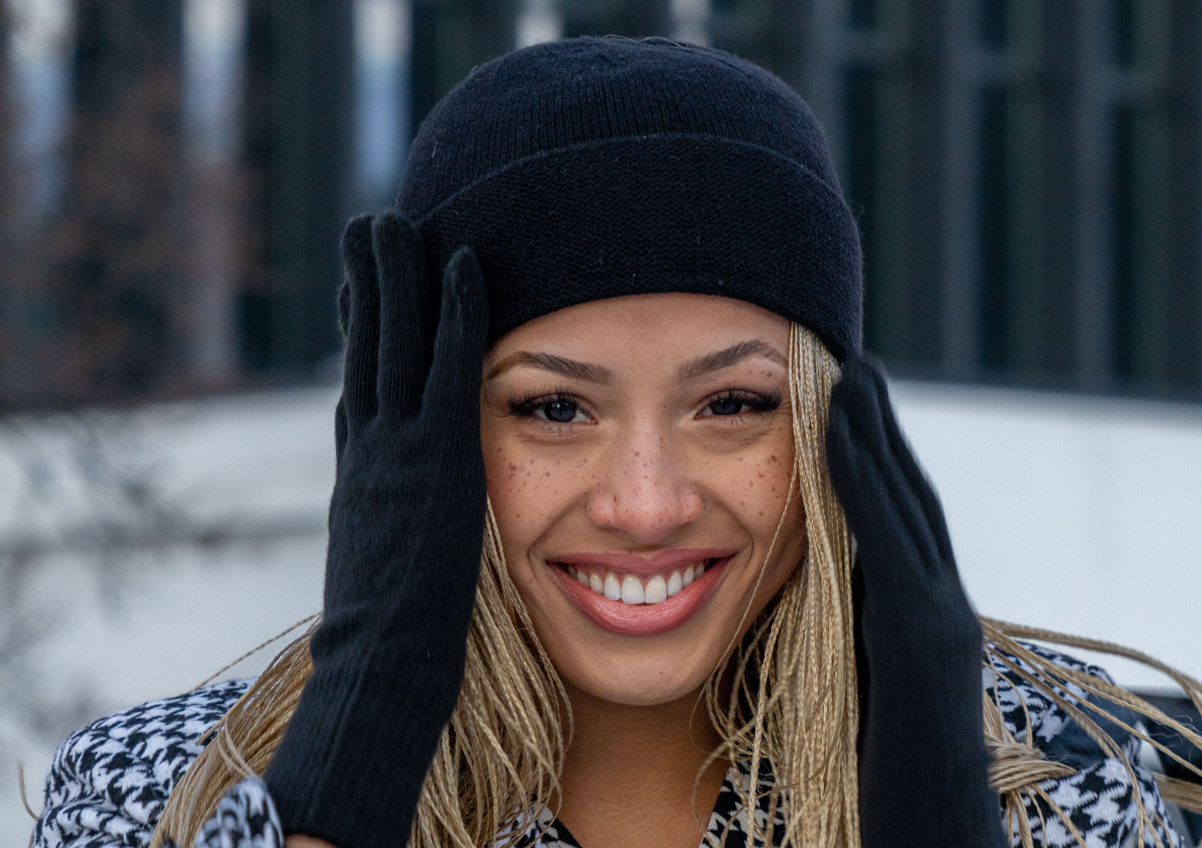 Portrett av artist Ida Tolou i Tromsø