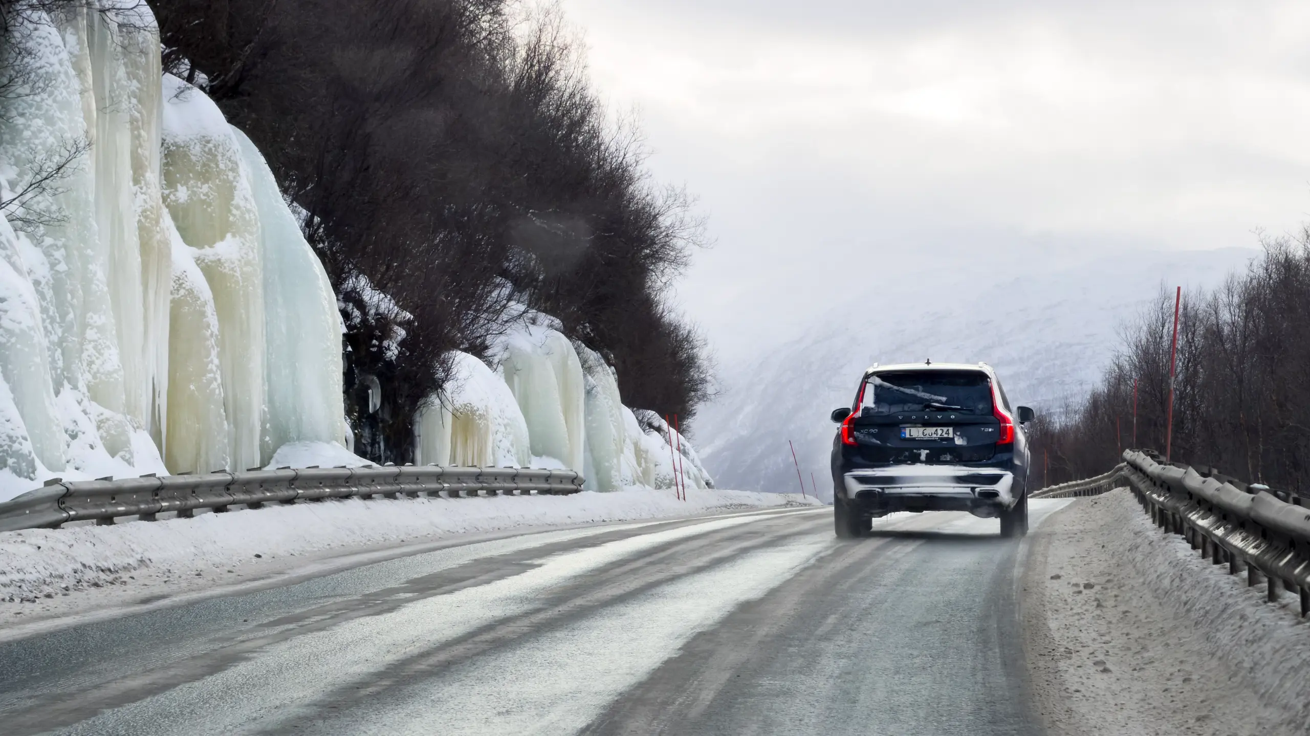 Winter driving - drive on the right side of the road