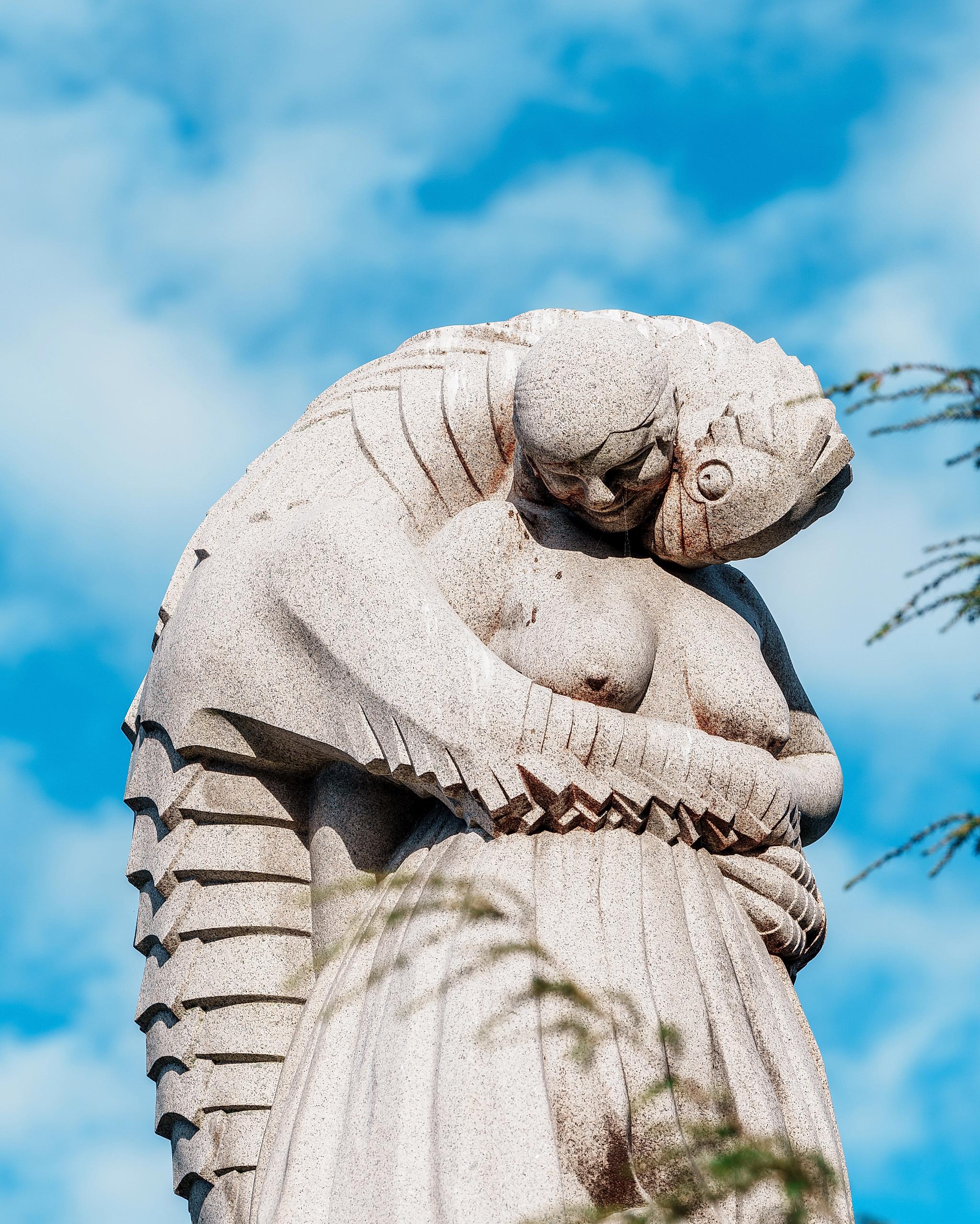 Sculpture of an eagle and a woman fighting in Vigeland Park