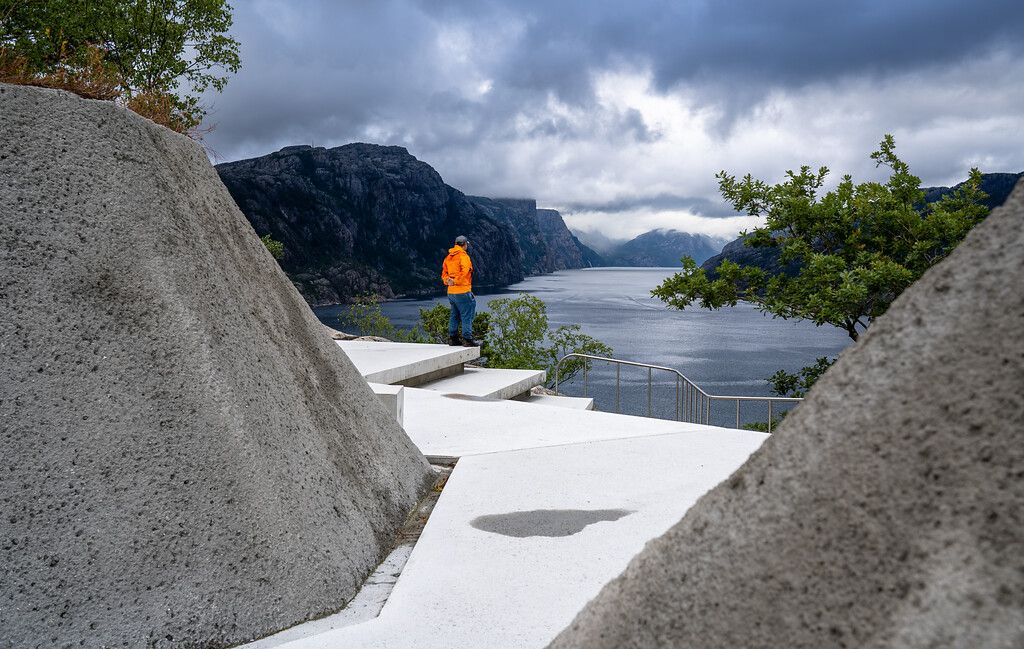 A man enjoying the view of the Lysefjord