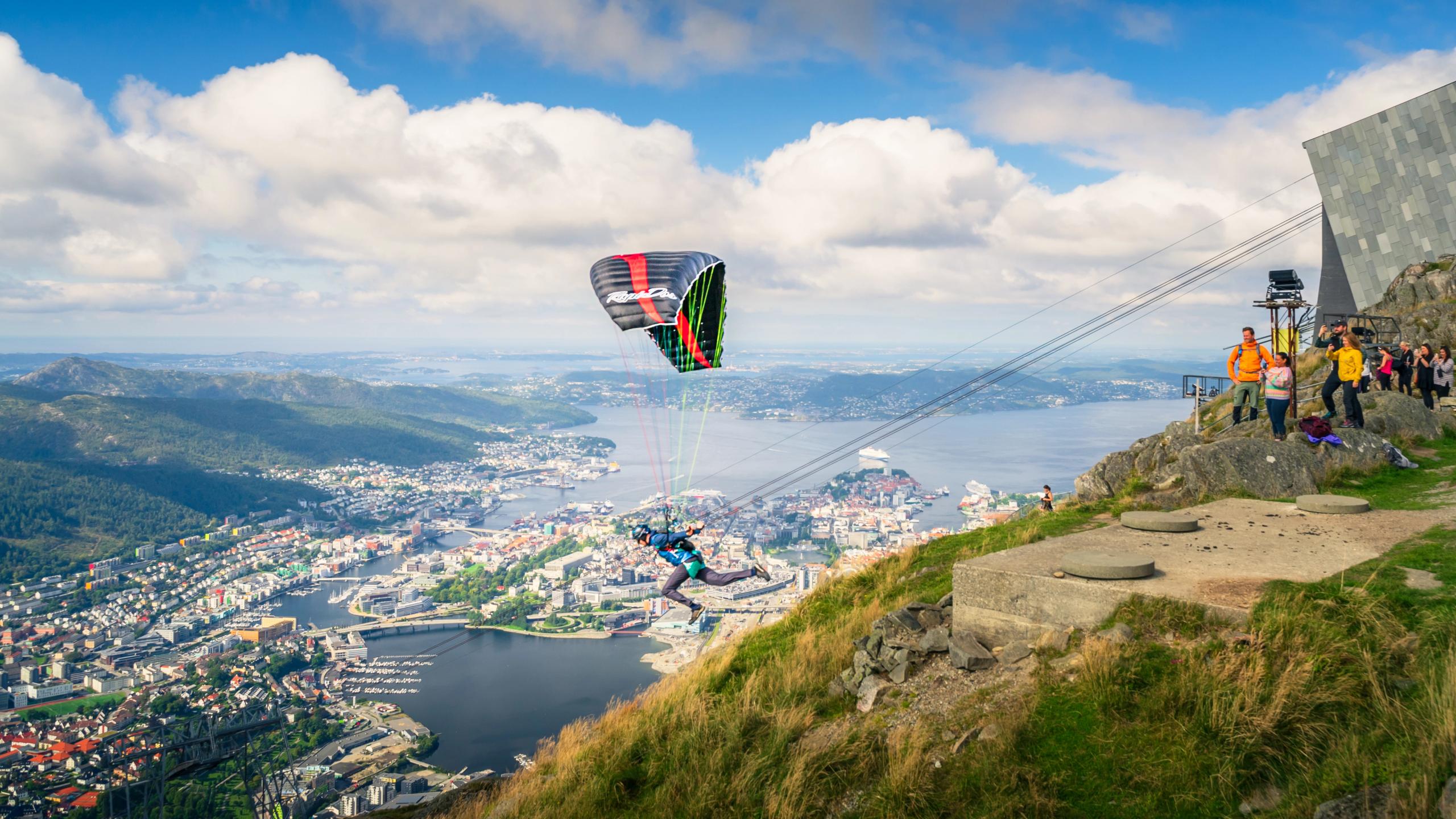 Paragliding fra Ulriken i Bergen