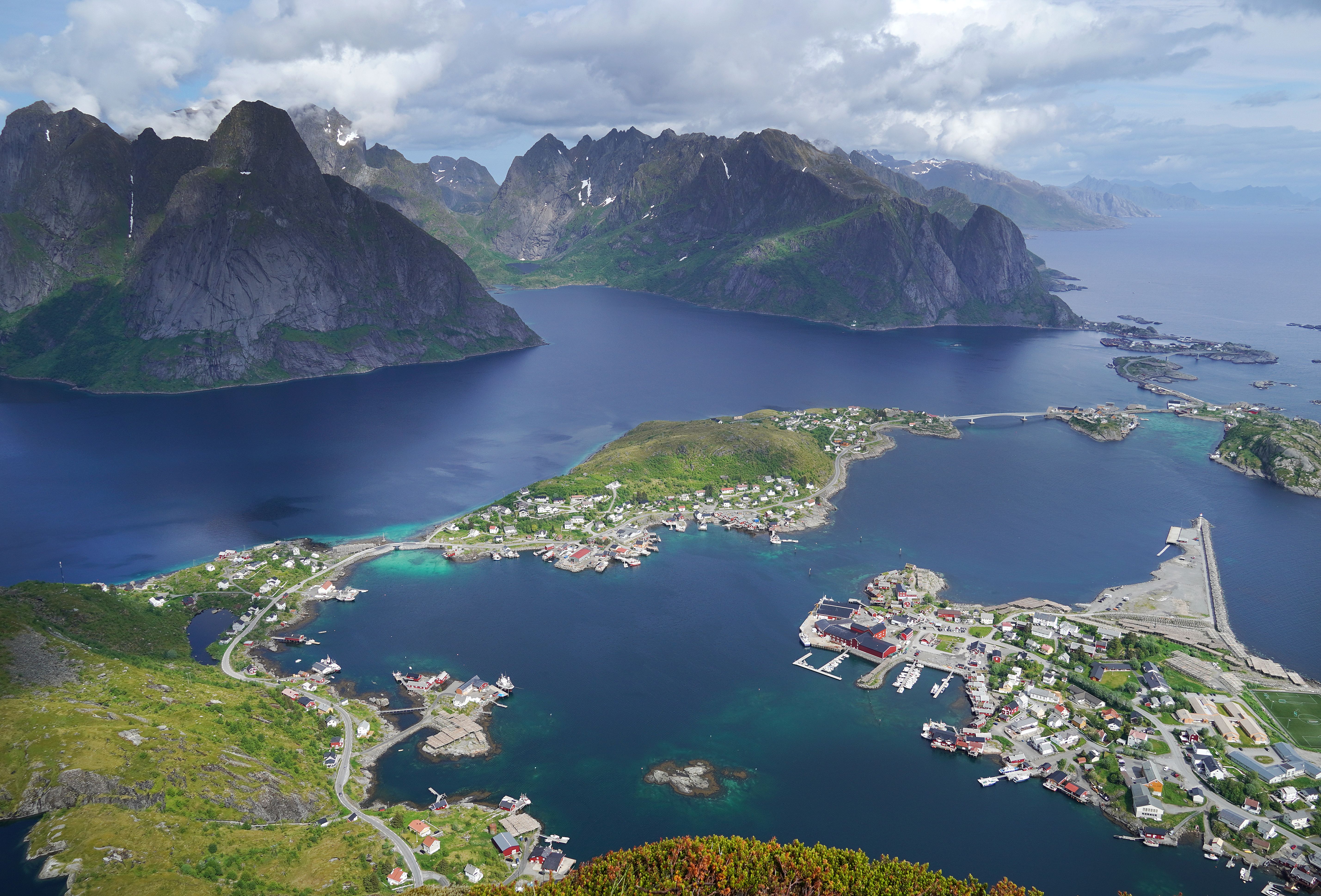 Reine and Hamnøy in Lofoten - seen from Reinebringen