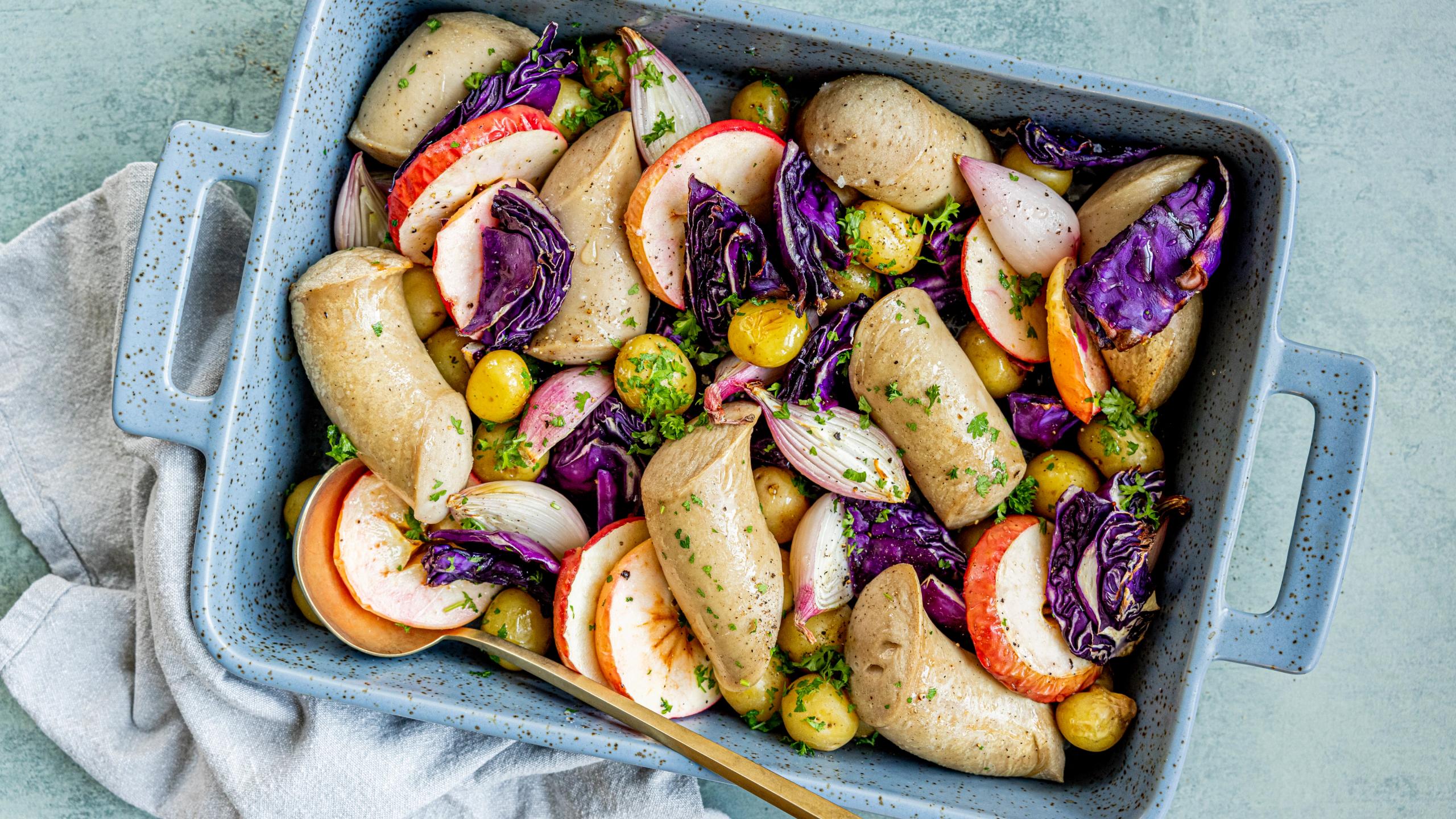 Tray bake med medisterpølse