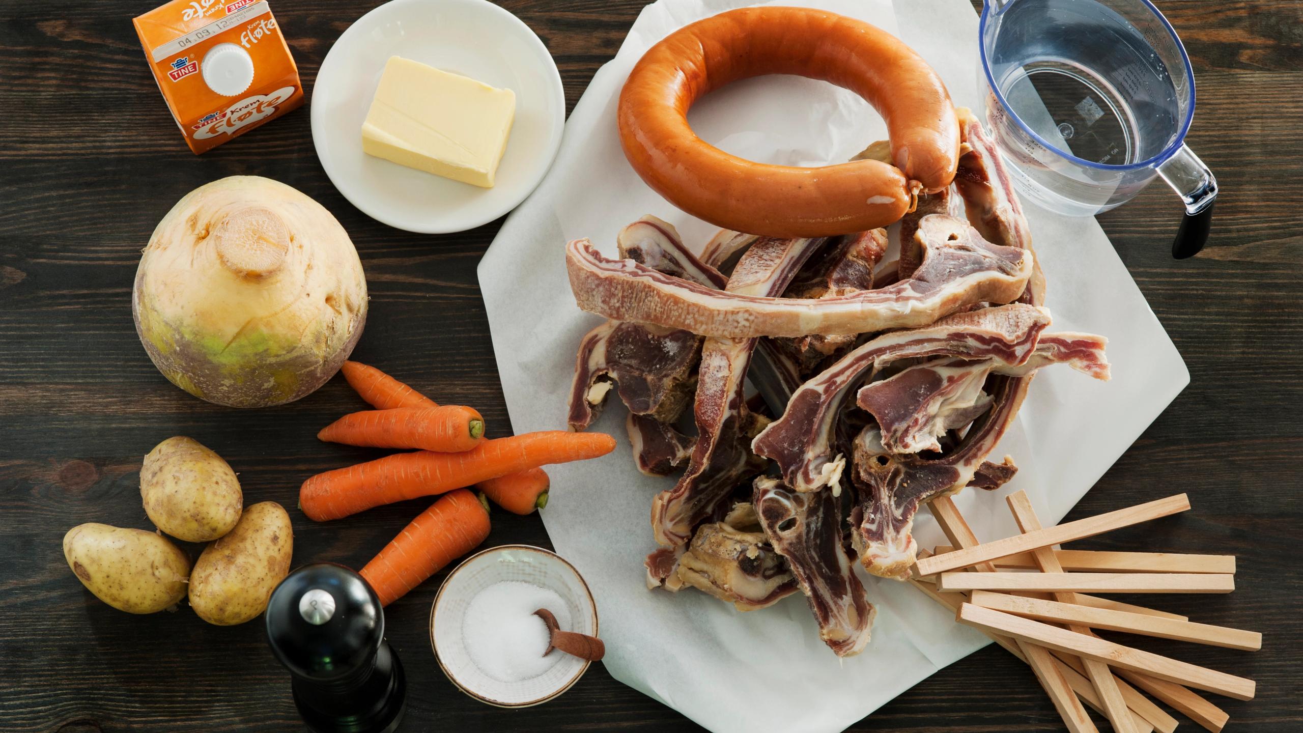 Ingredienser til pinnekjøtt