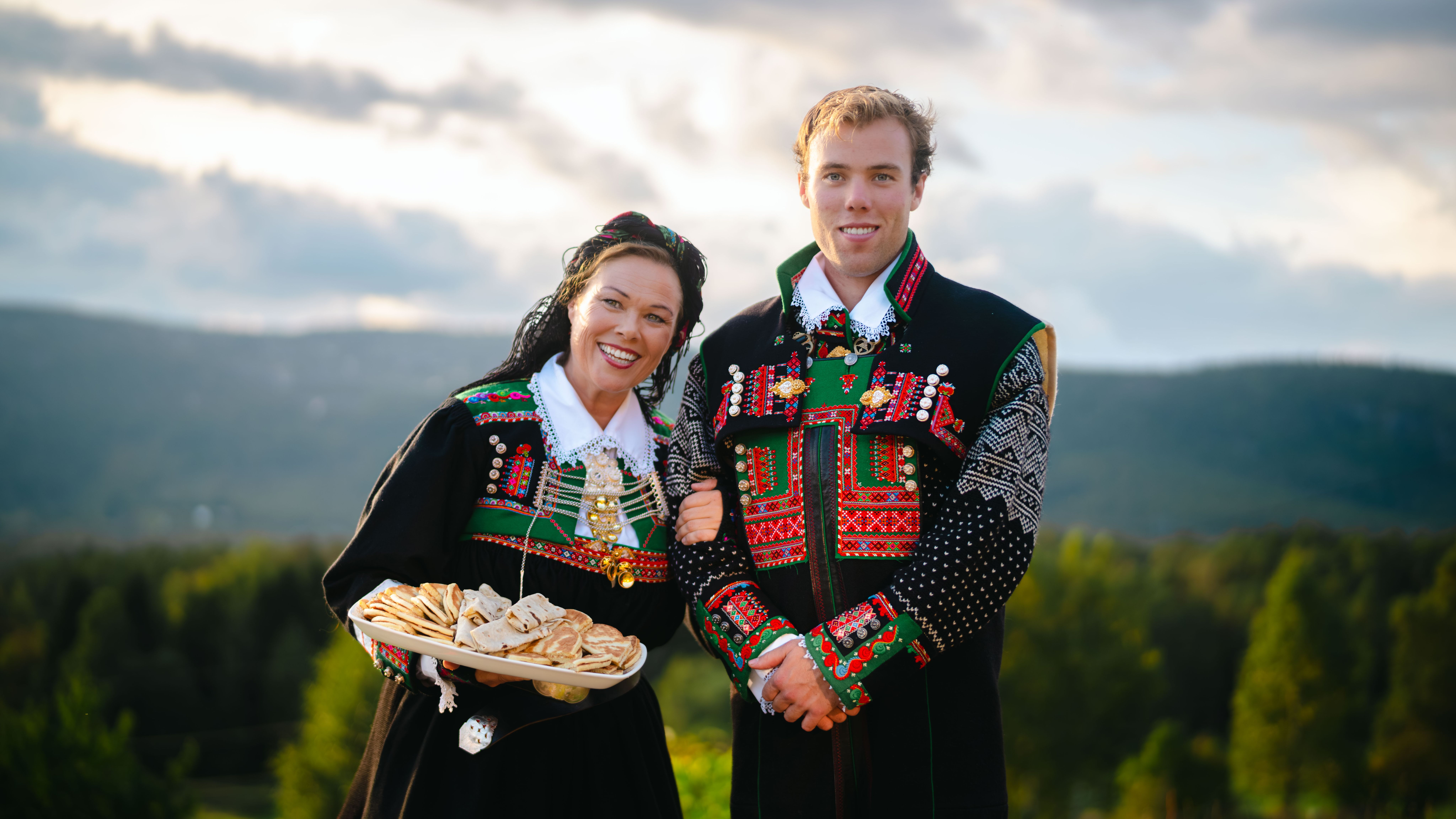 The Stulien Robstad family in their Setesdalsbunad at Syrtveit Gard, in the Setesdalen valley