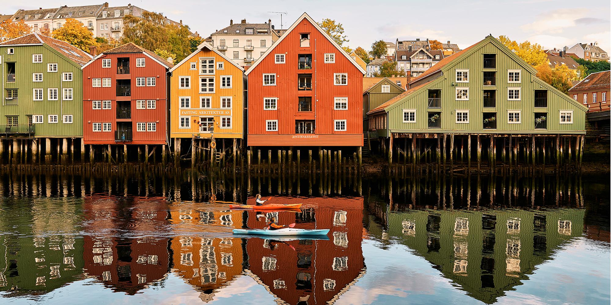 Planlegg reisen til Trondheim i Trøndelag og padle nedover Nidelva