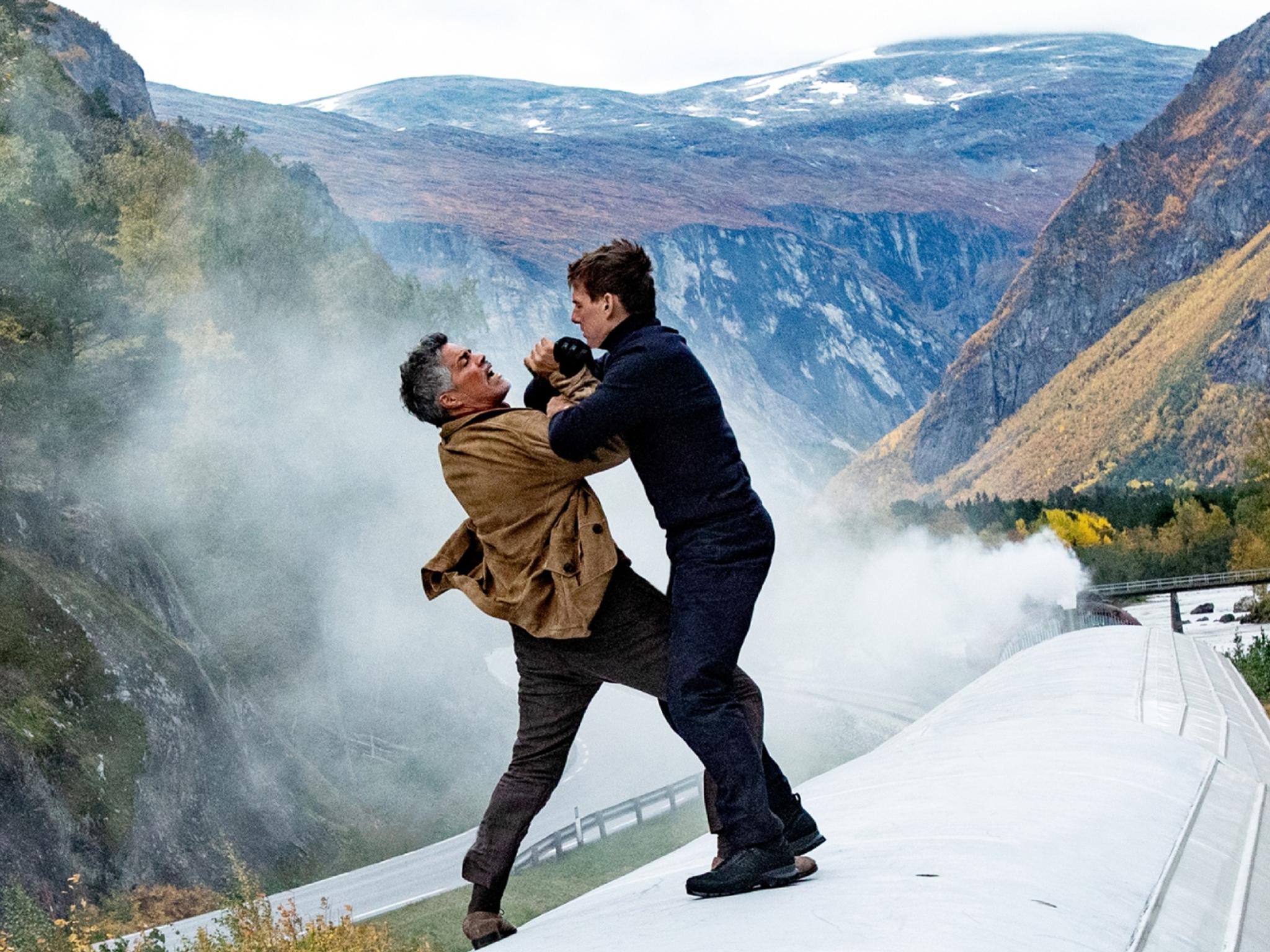 Tom Cruise fighting co-actor on the train at the Rauma Railway in Fjord Norway