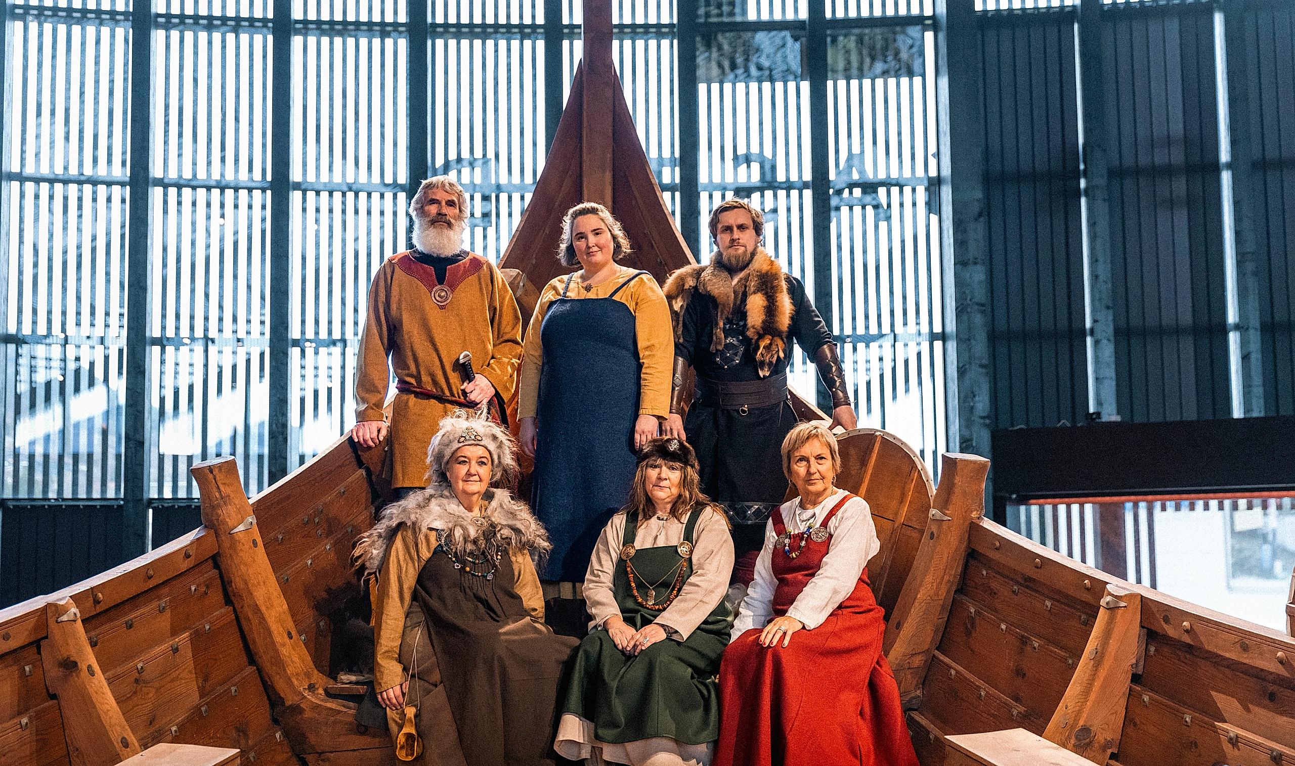 Vikingentusiaster på Myklebustskipet