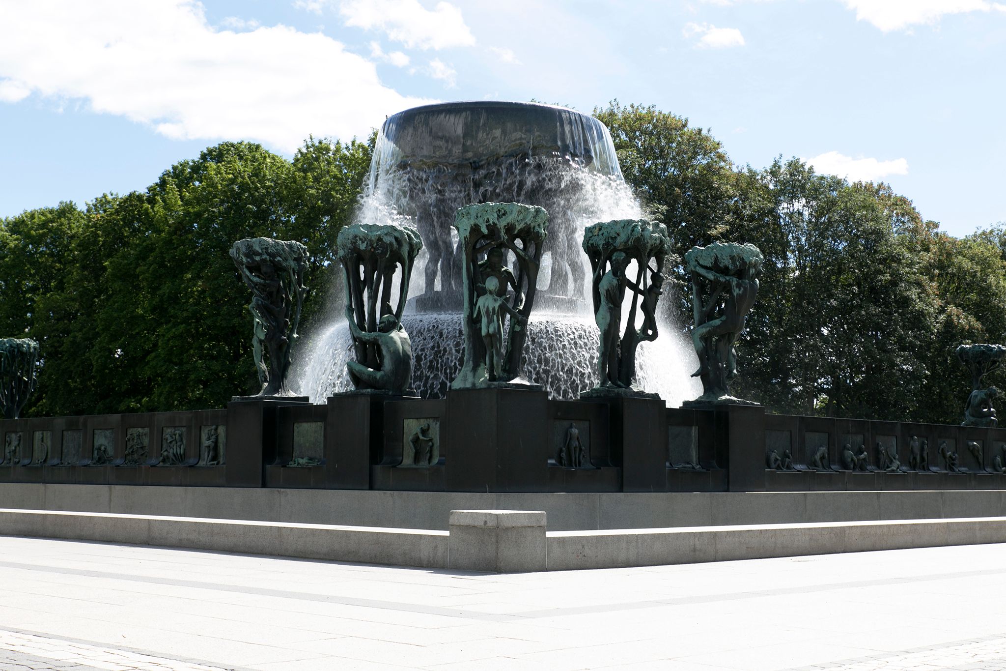 The fountain in the Vigeland Park in Oslo 