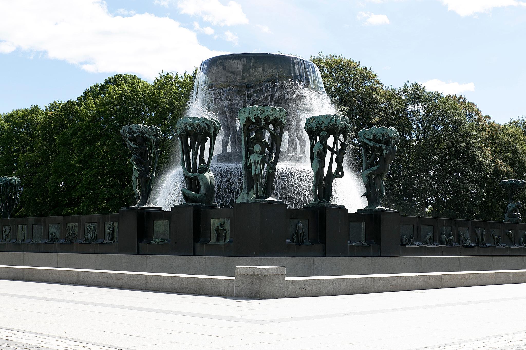 The fountain in the Vigeland Park in Oslo