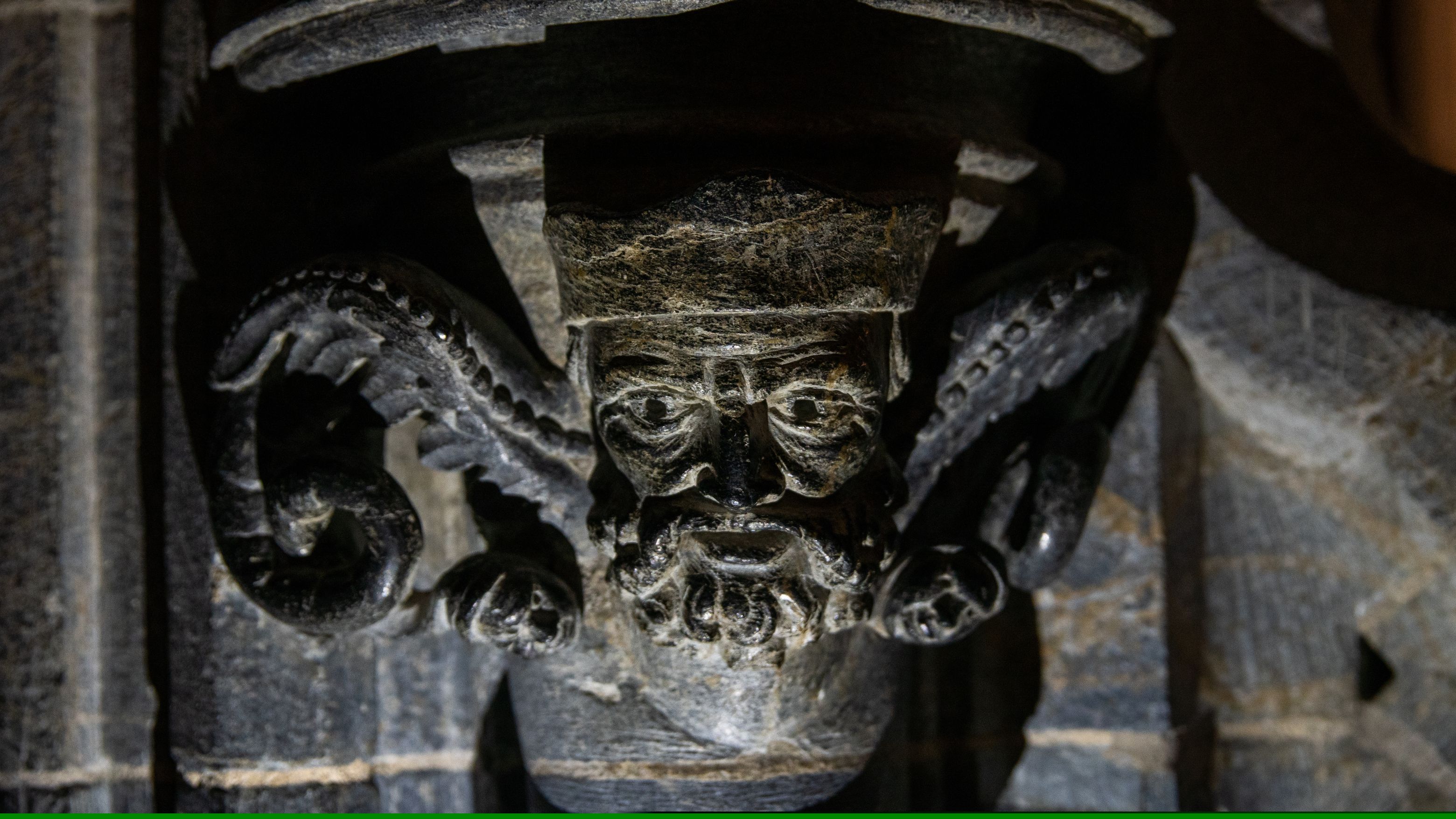 Skulptur i Nidarosdomen i Trondheim in Trøndelag