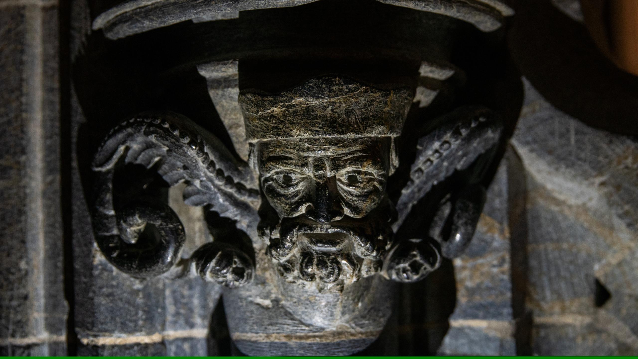 Sculptures in Nidarosdomen cathedral in Trondheim