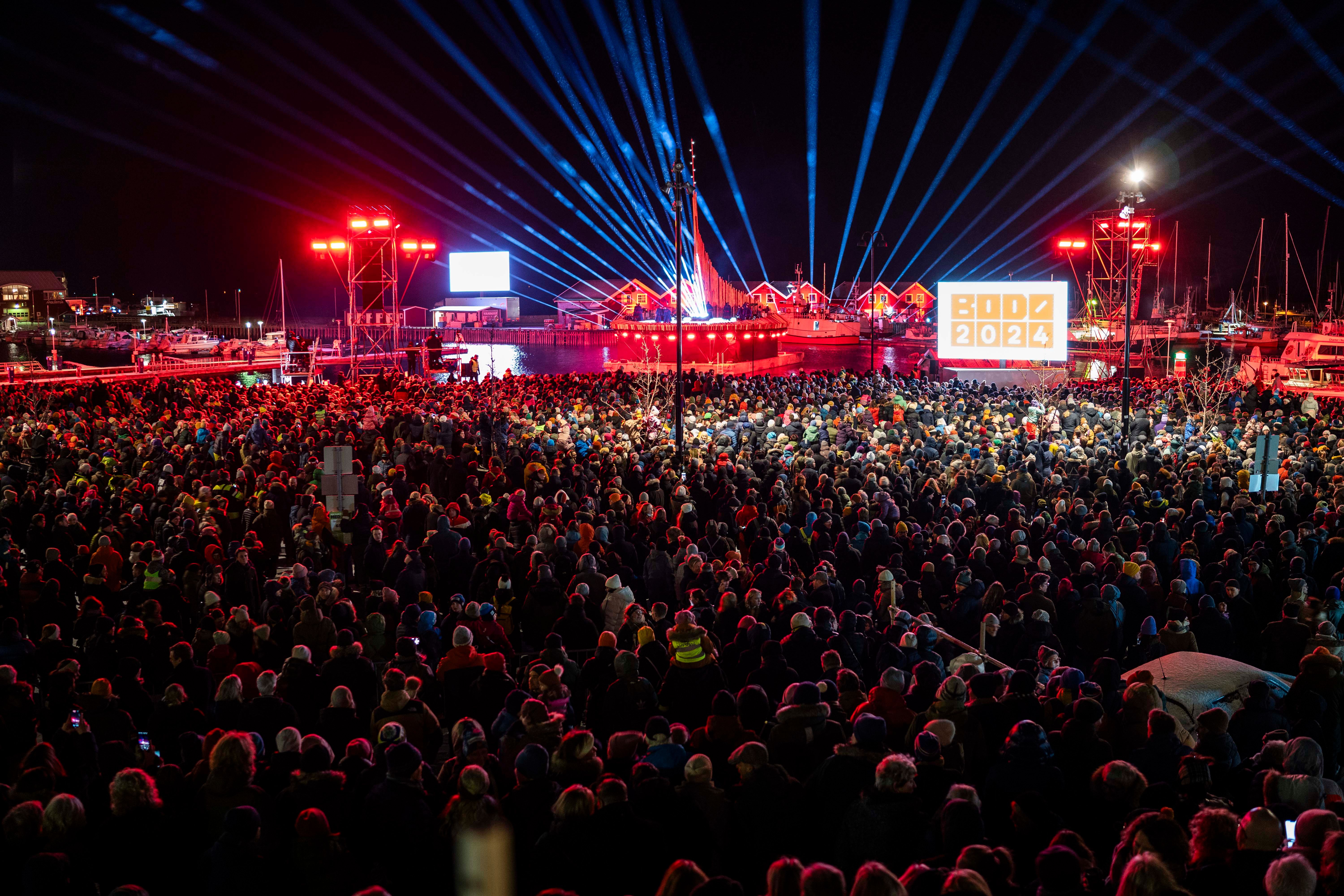 A mass of people watching the Bodø2024 opening ceremony
