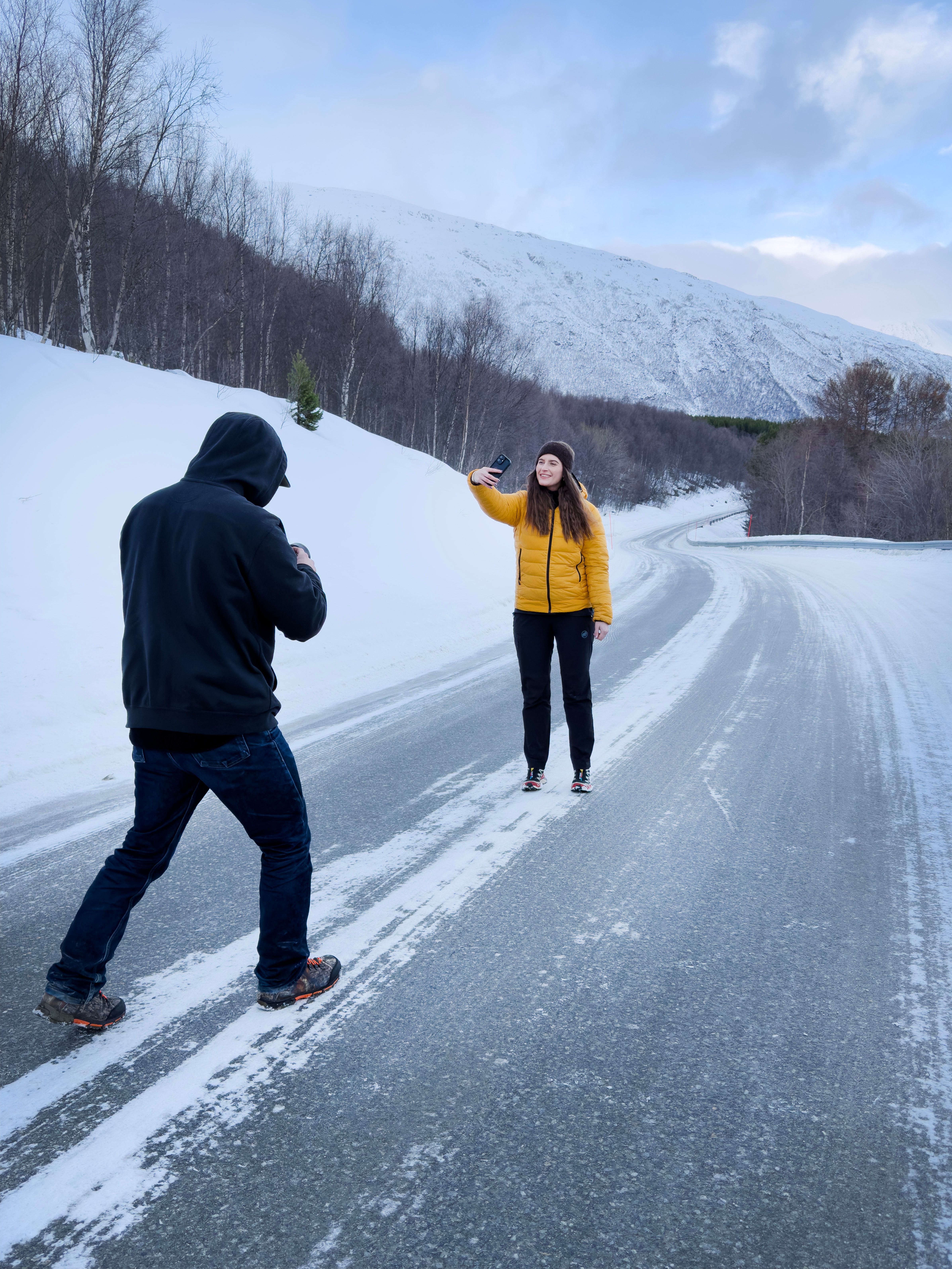 Don't stop for photos in the middle of the road