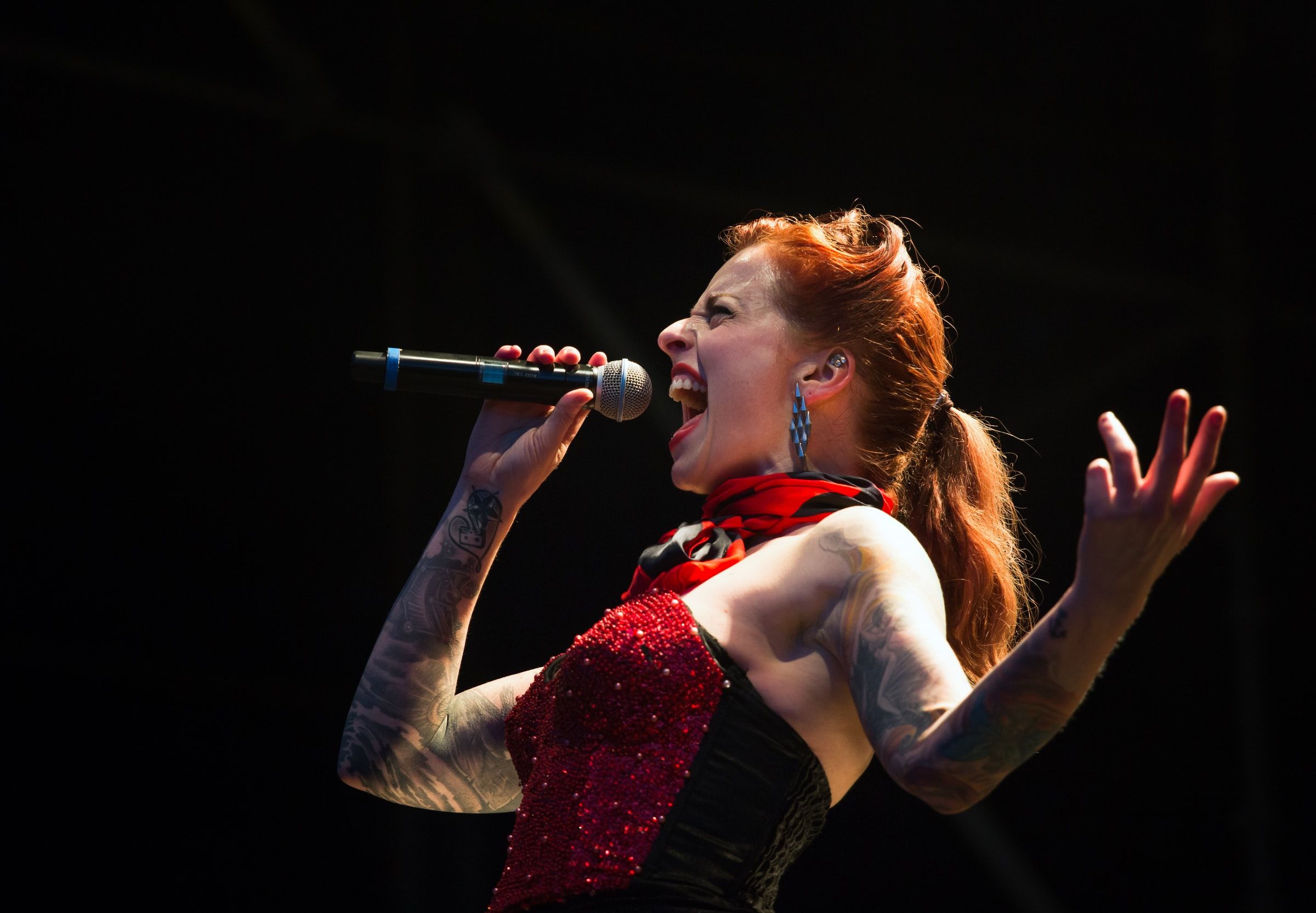 A woman singing in Oscarsborg, Eastern Norway