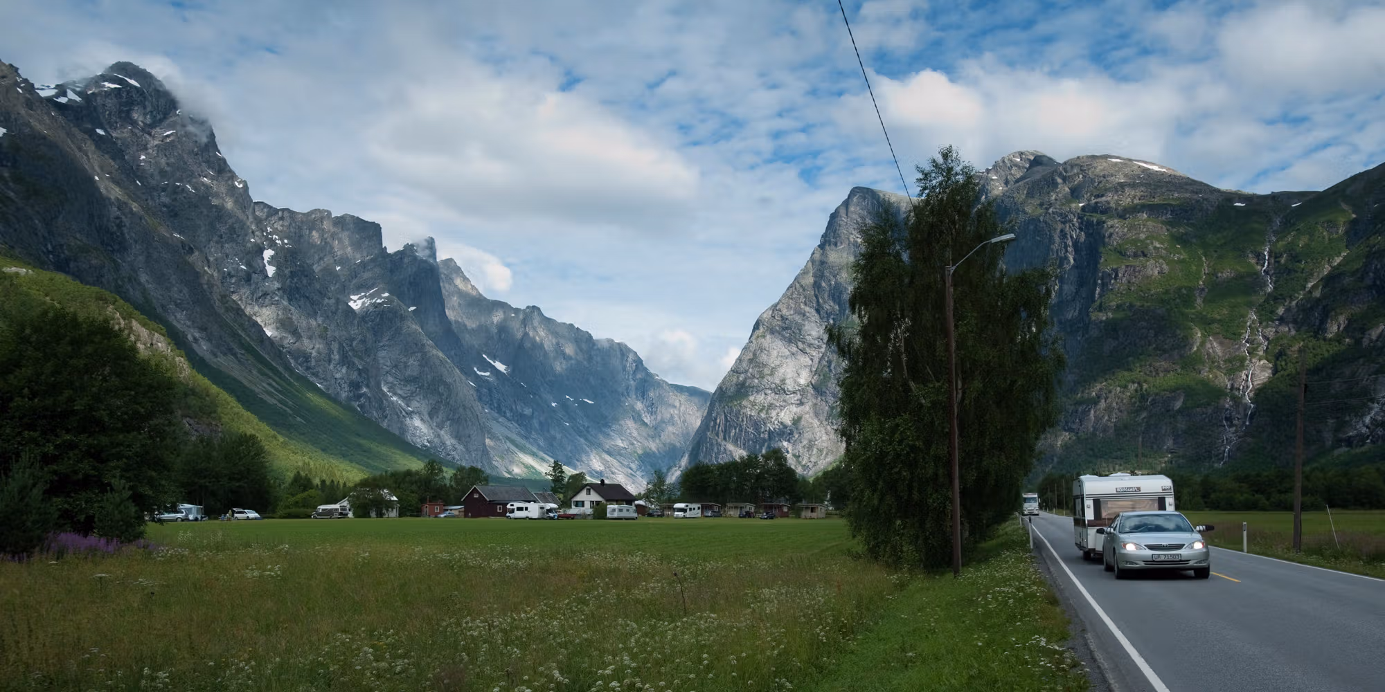 Trollveggen Camping, einer der 10 besten Campingplätze Norwegens für Wohnwagen und Wohnmobile