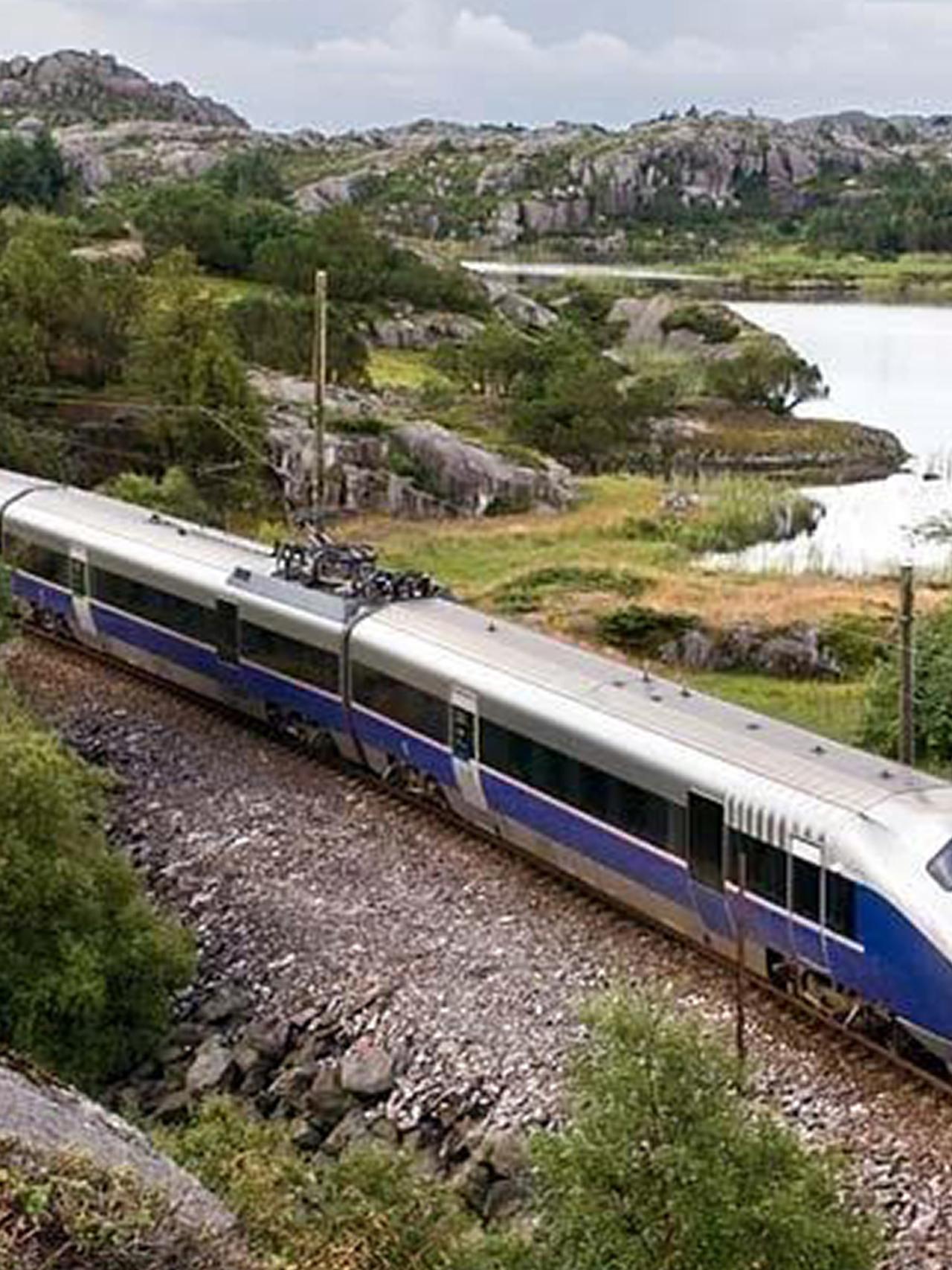 Getting around by train | Railway lines in Norway