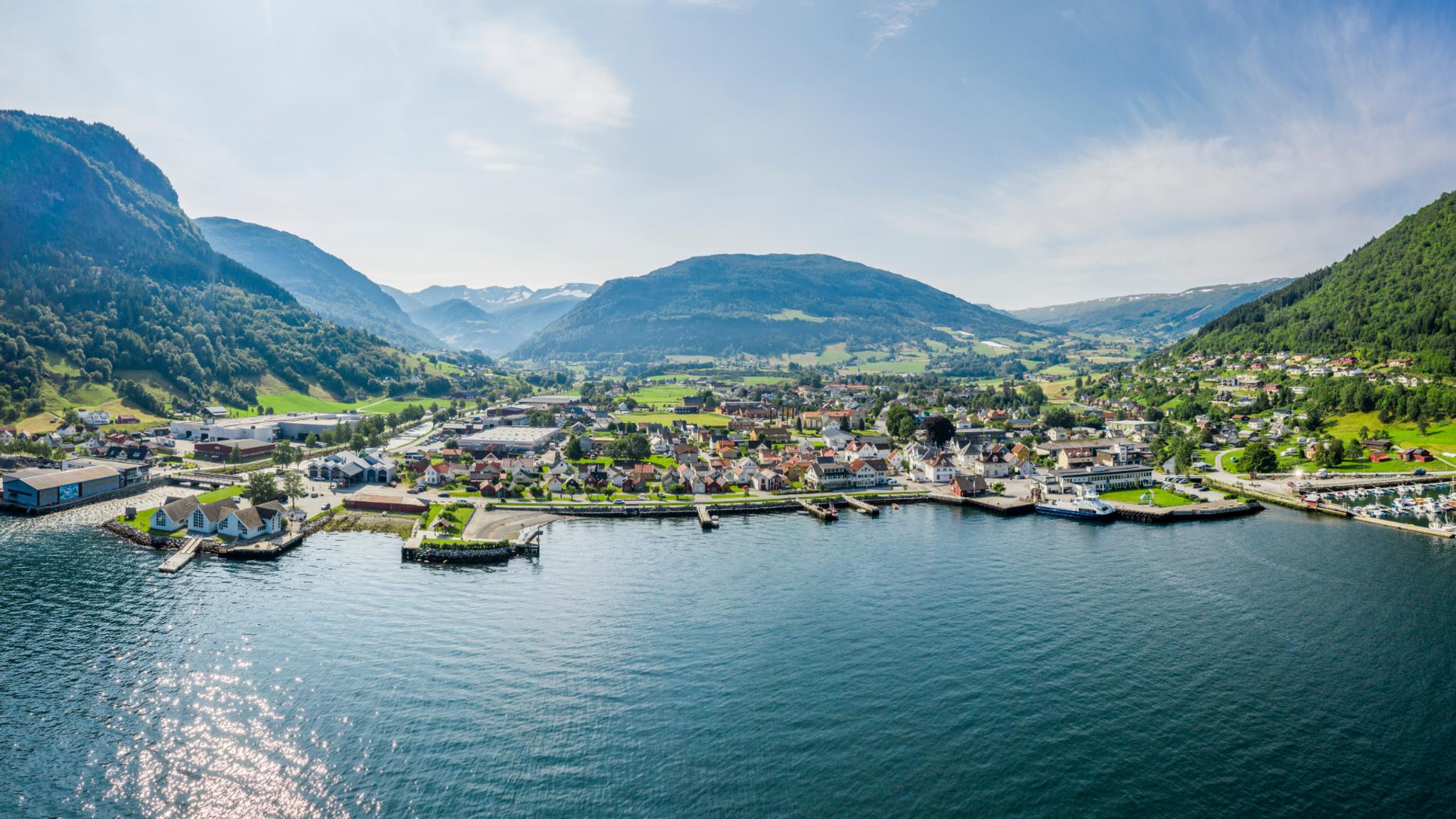 Fjordbyga Vikøyri ved Sognefjorden på Vestlandet