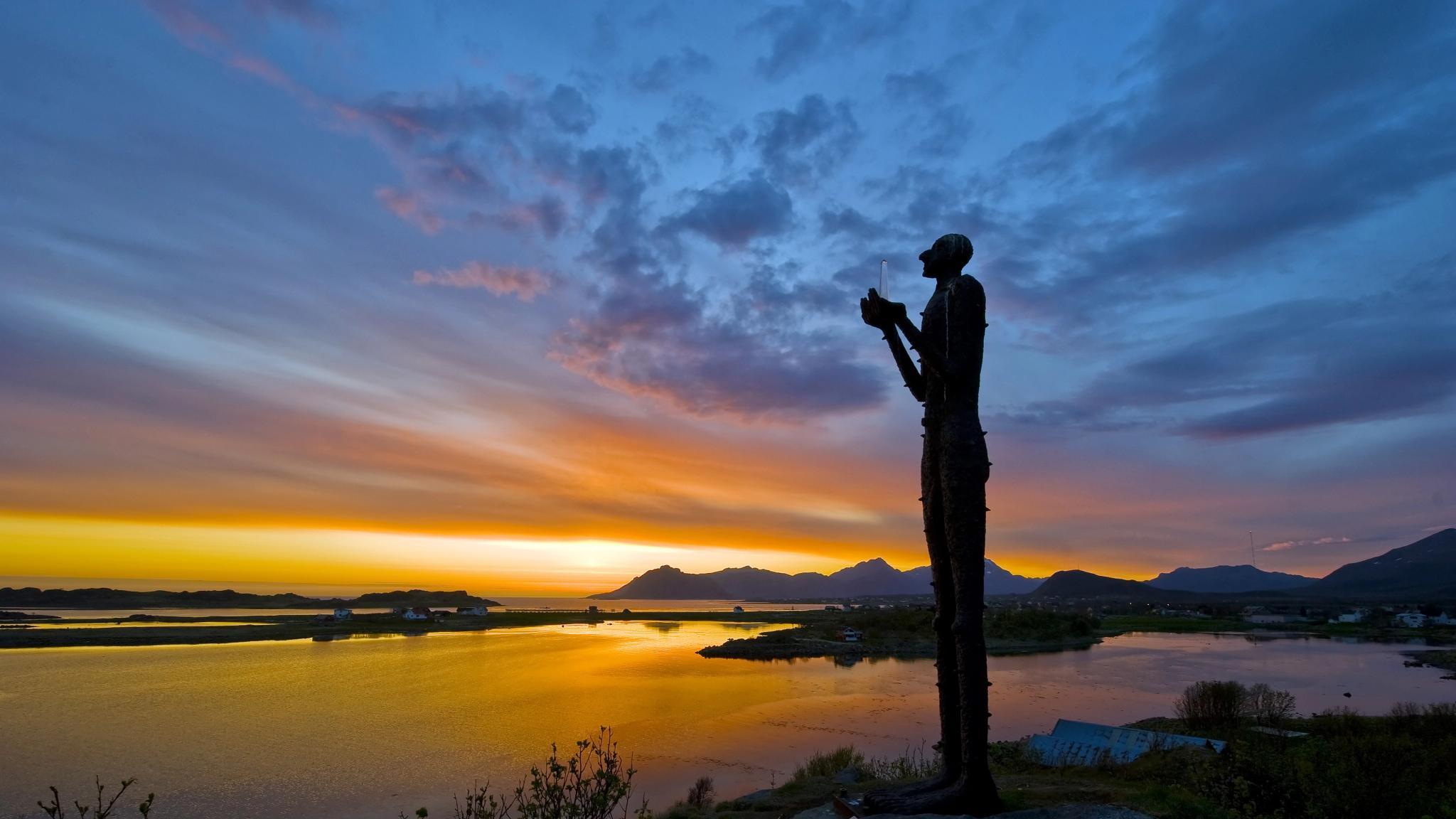 Monumentet Mannen fra havet i Vesterålen, Nord-Norge