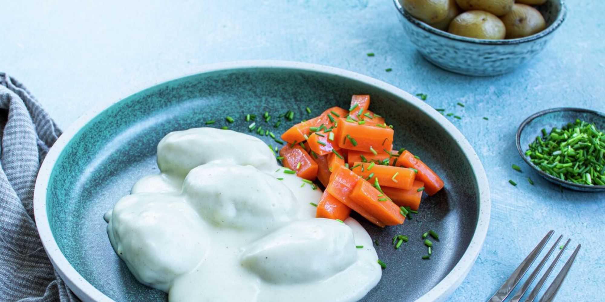 Fish balls in white sauce