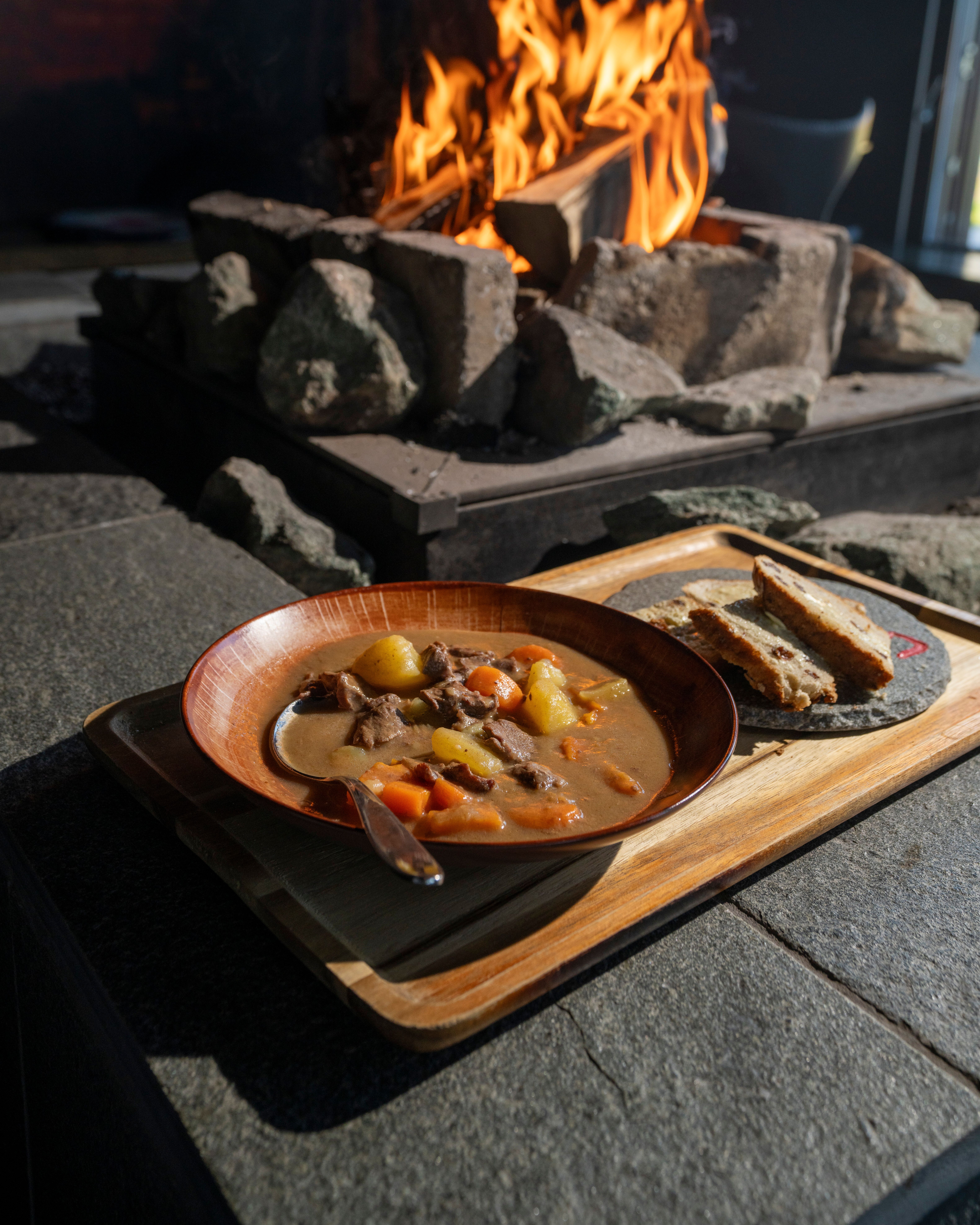 The sami dish bidus, also known as reindeer stew in a dish by the fire