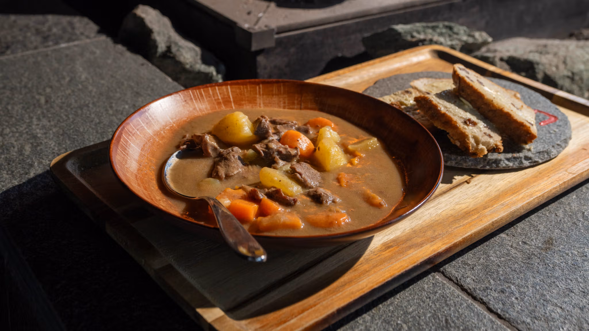 The sami dish bidus, also known as reindeer stew in a dish by the fire