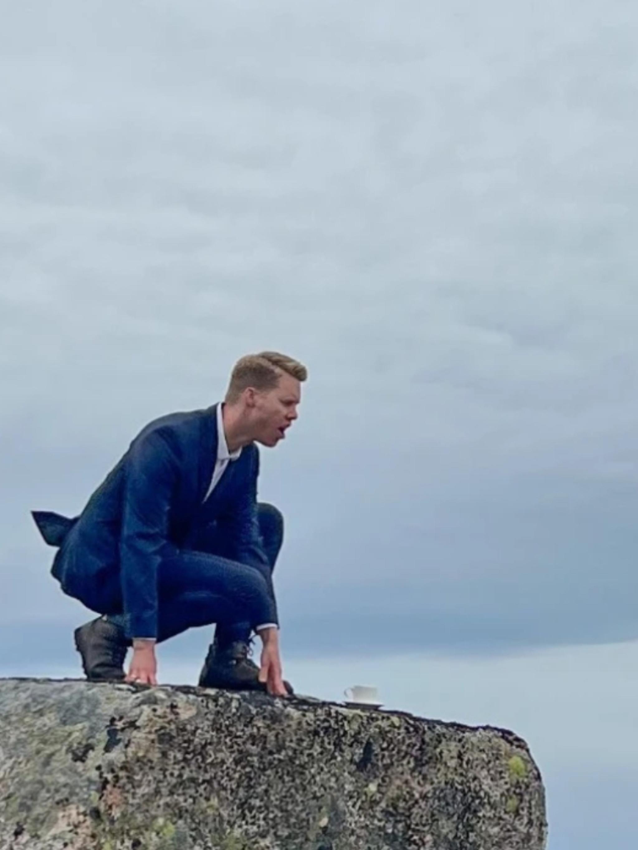 Kjetil Krogstad – The dancing happiness guru